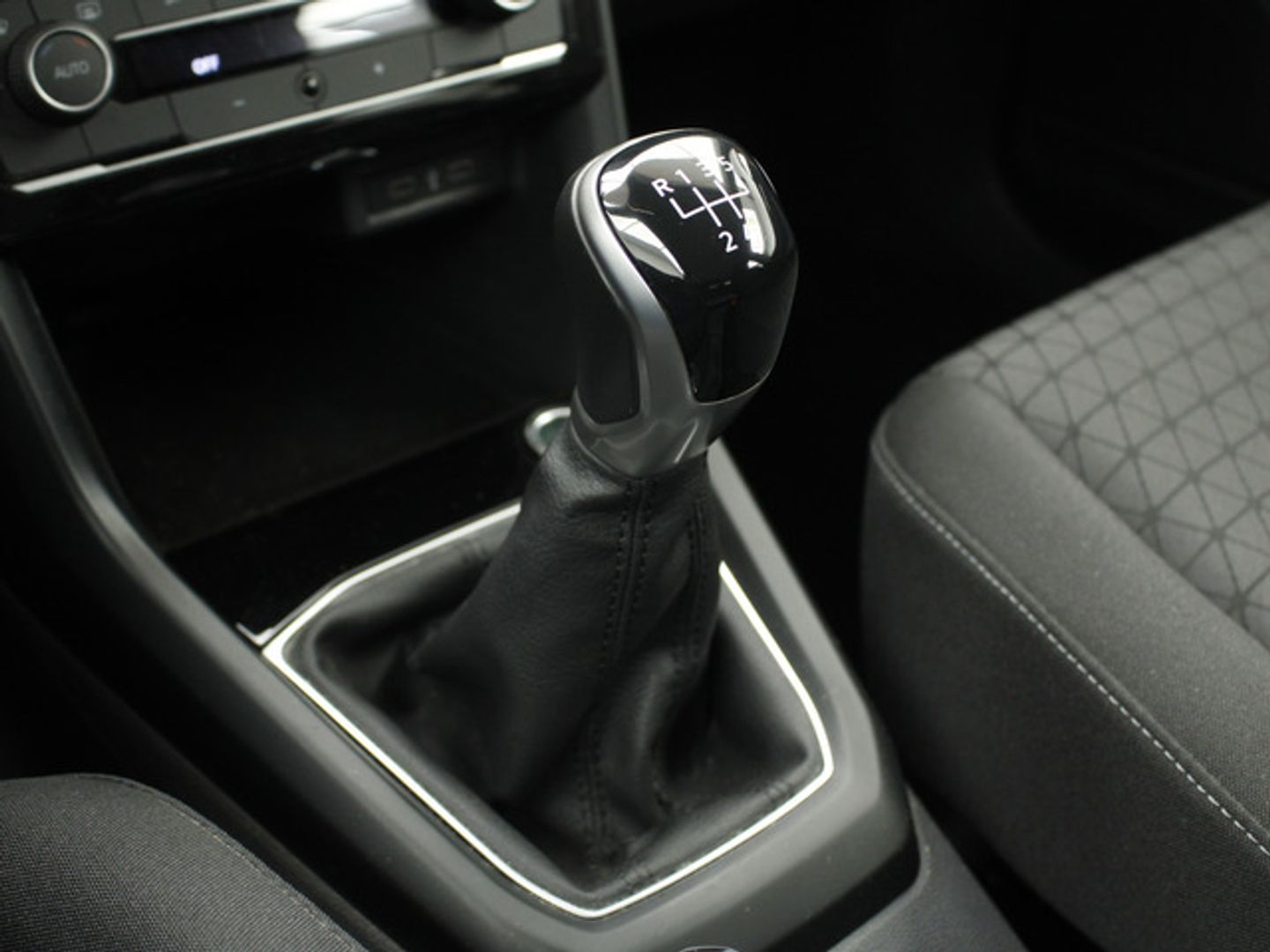 Volkswagen T-Cross Advance 1.0 TSI 70 kW (95 CV)