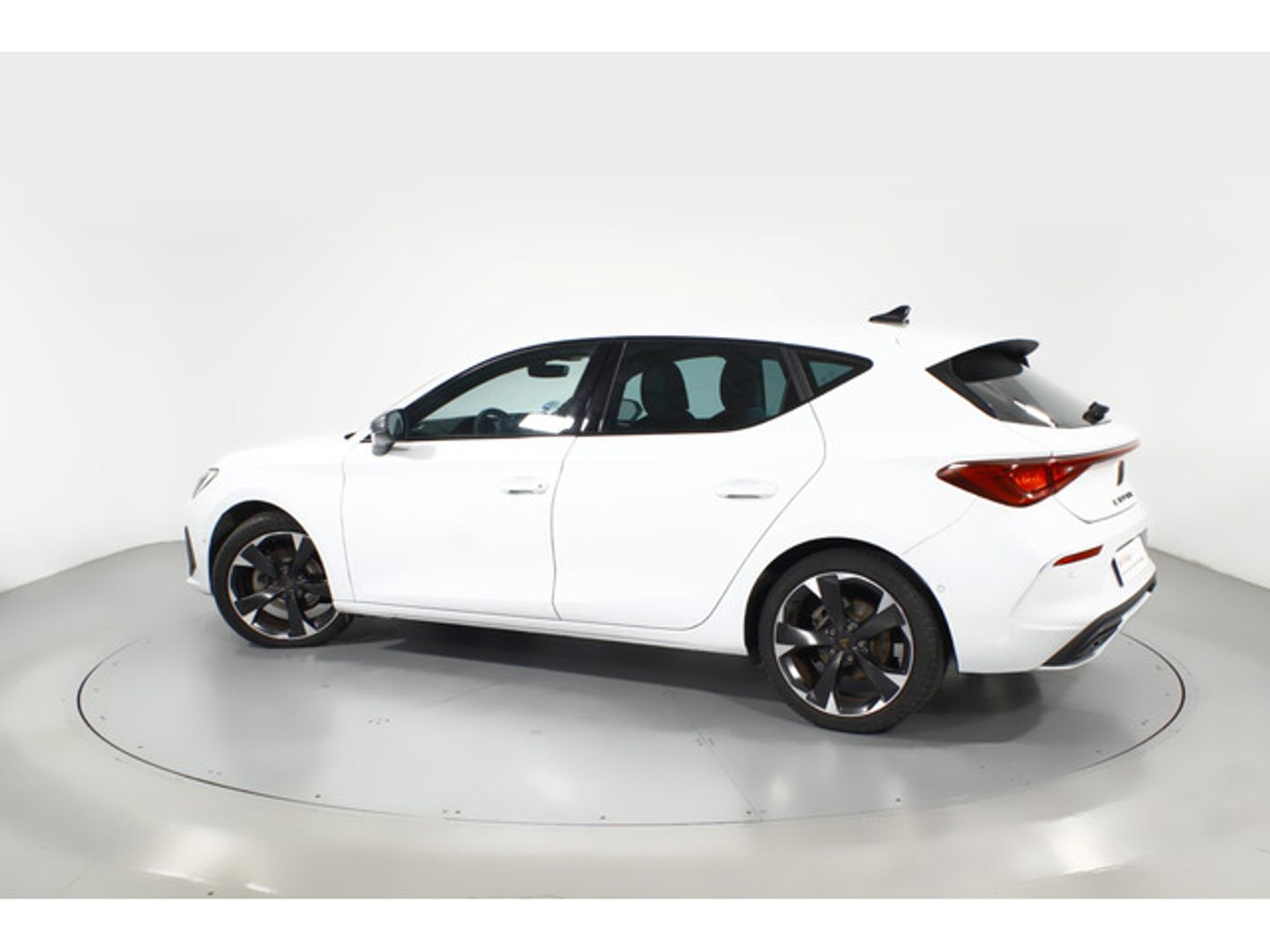 CUPRA León 1.5 eTSI DSG 110 kW (150 CV)