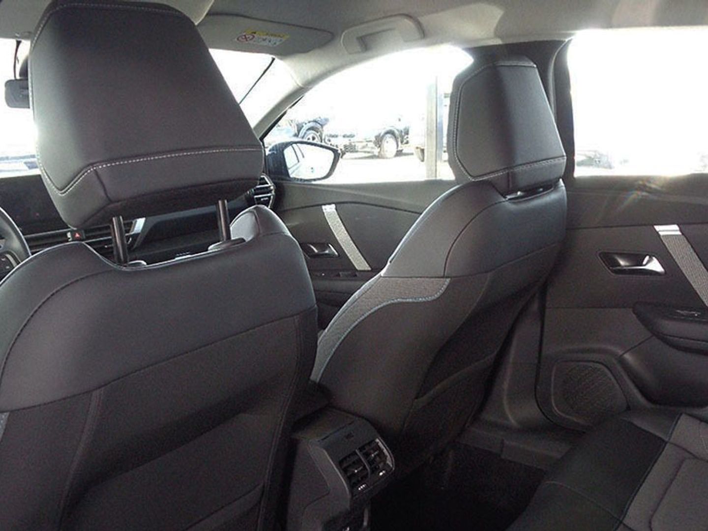 Citroen C4 PureTech 130 S&S Plus EAT8 96 kW (131 CV)