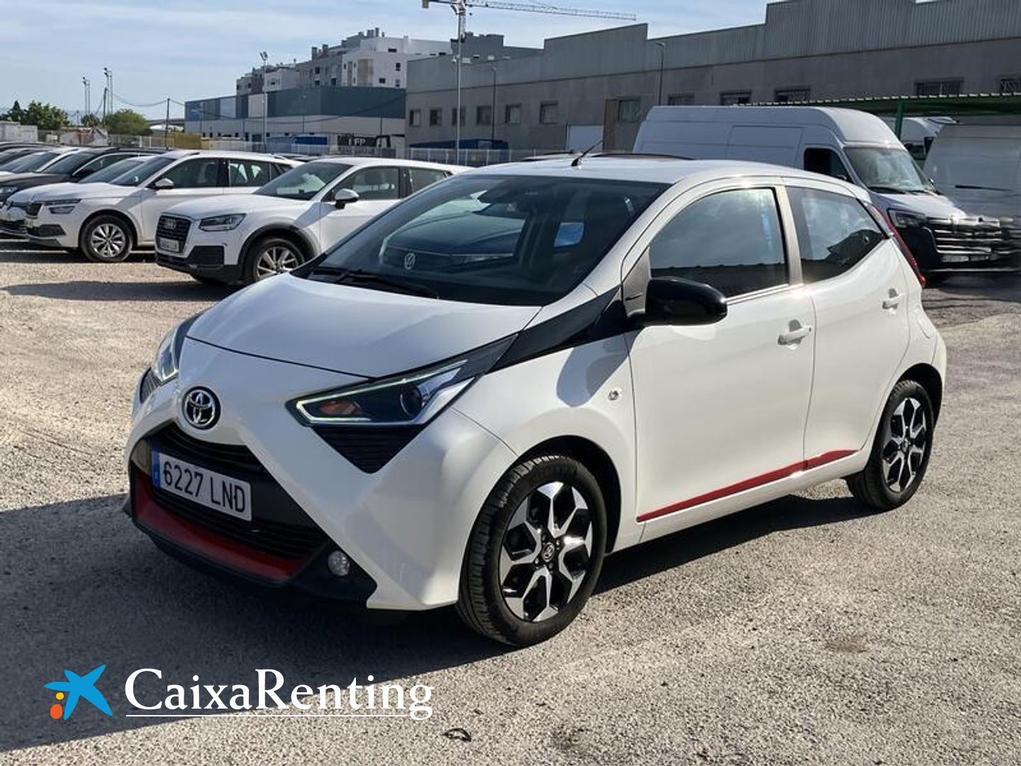 Toyota Aygo 1.0 70 x-play 53 kW (72 CV) Blanco Compact
