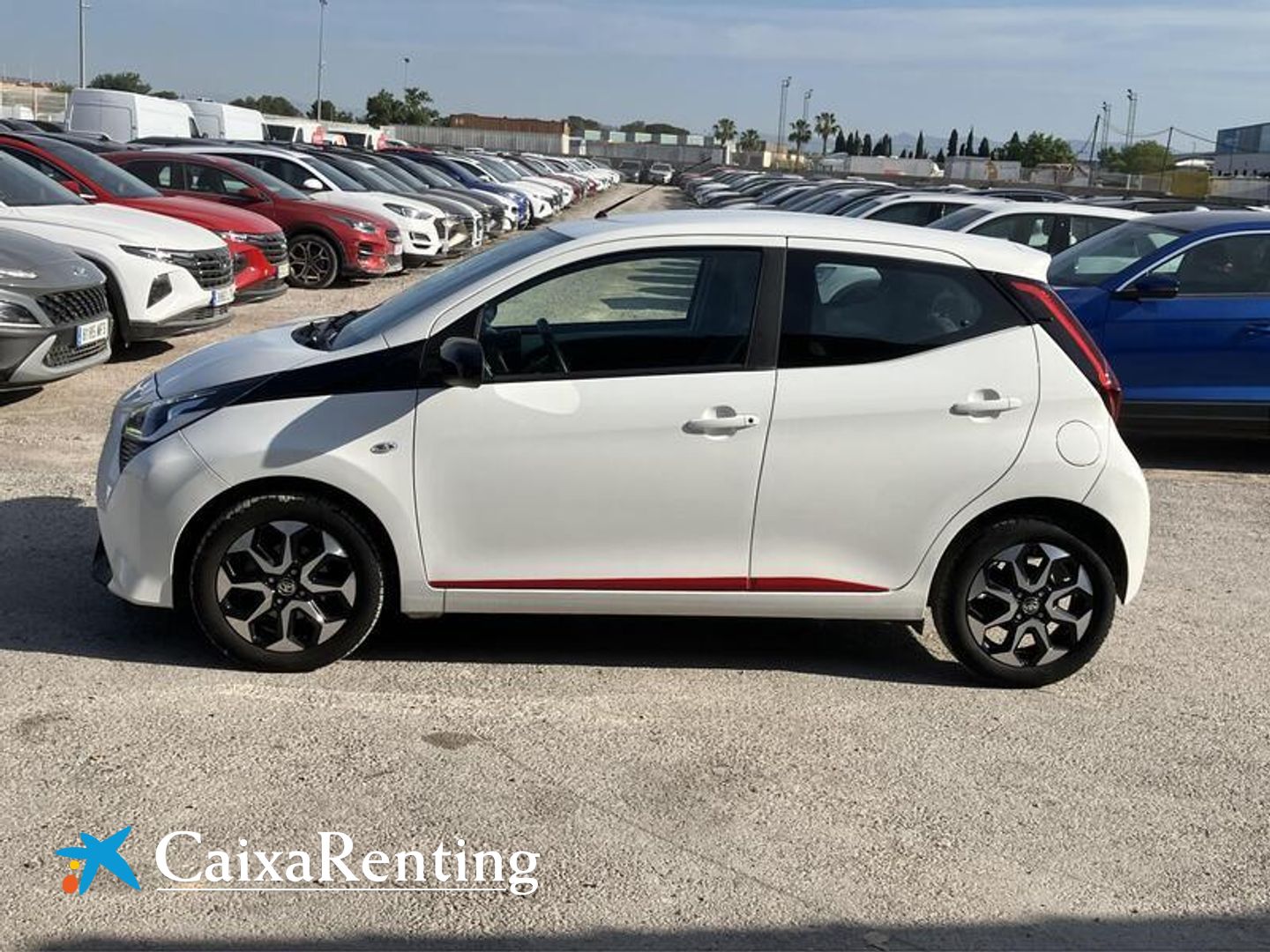 Toyota Aygo 1.0 70 x-play 53 kW (72 CV)
