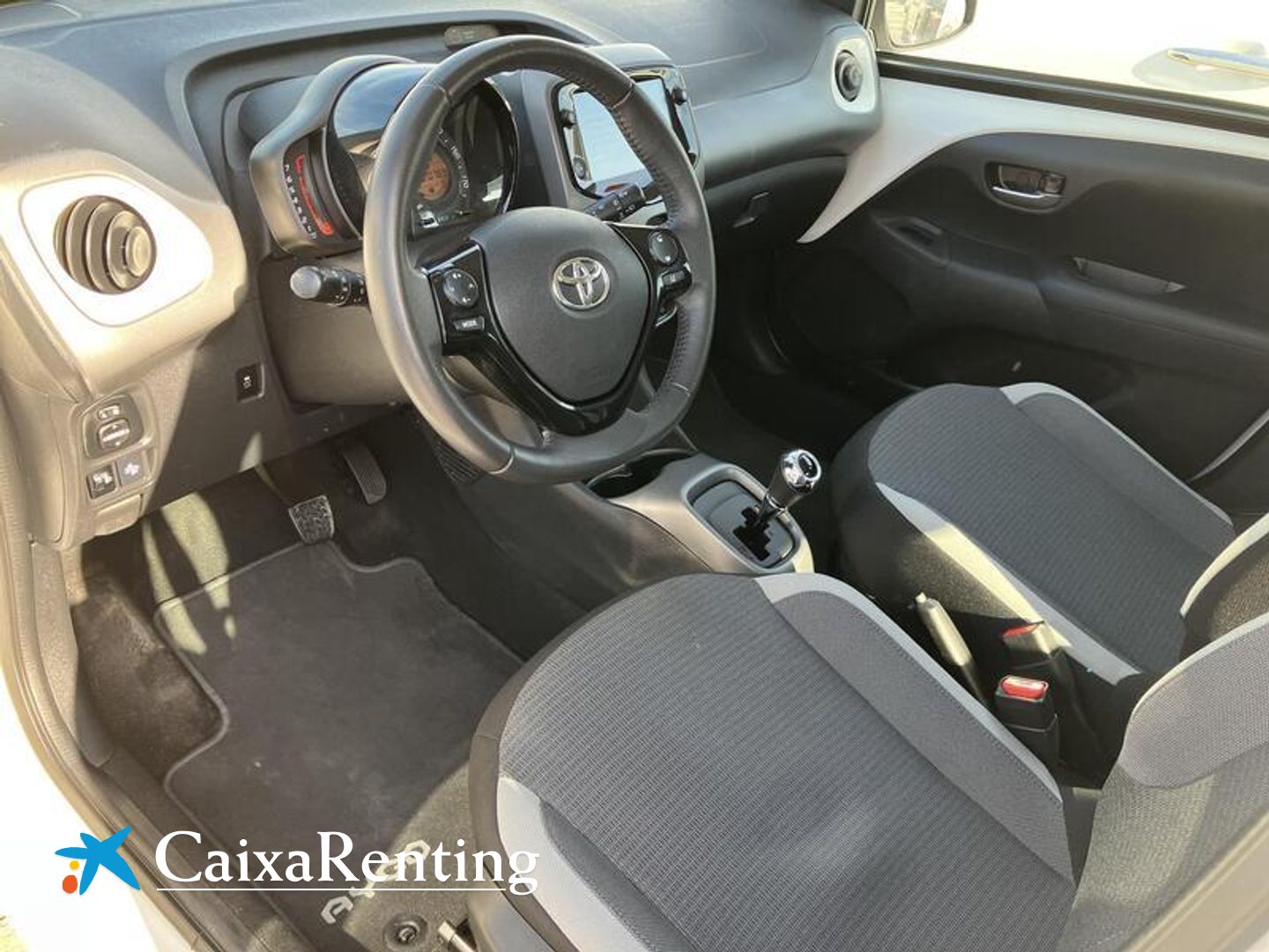Toyota Aygo 1.0 70 x-play 53 kW (72 CV)