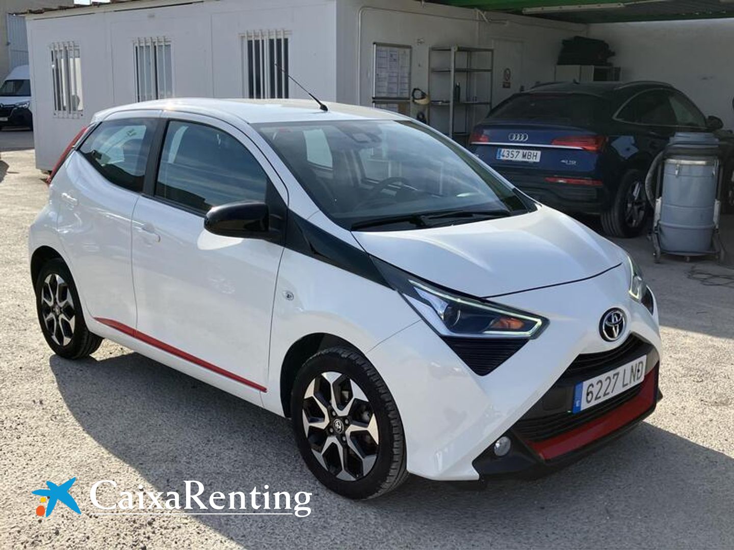 Toyota Aygo 1.0 70 x-play 53 kW (72 CV)