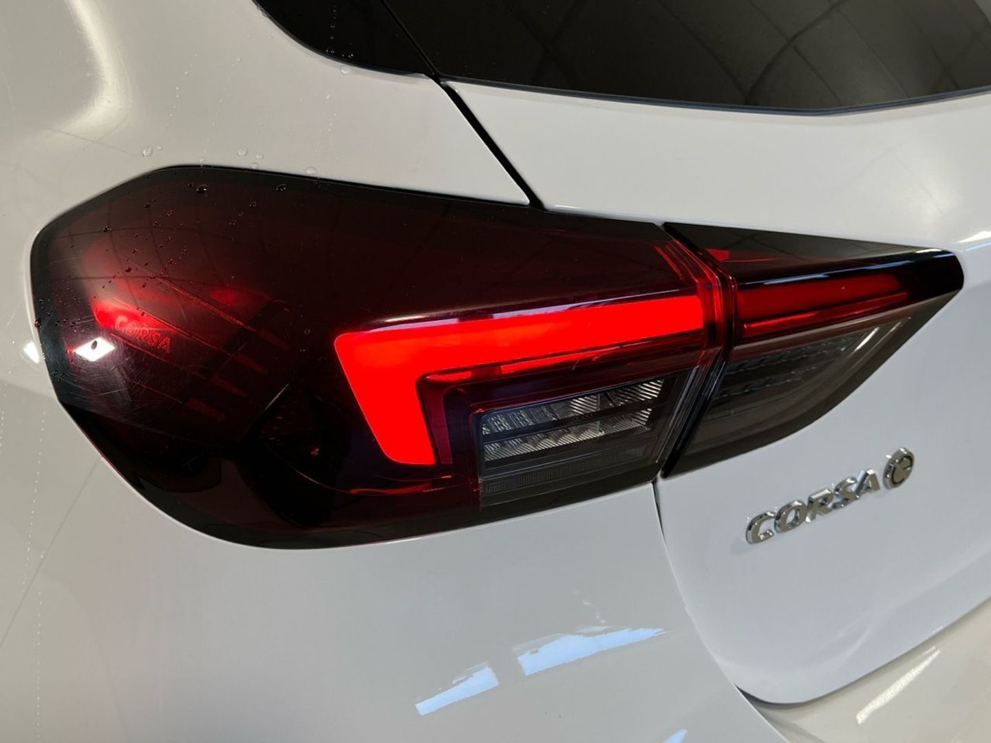 Opel Corsa-e GS-Line-e 50kWh 100 kW (136 CV)