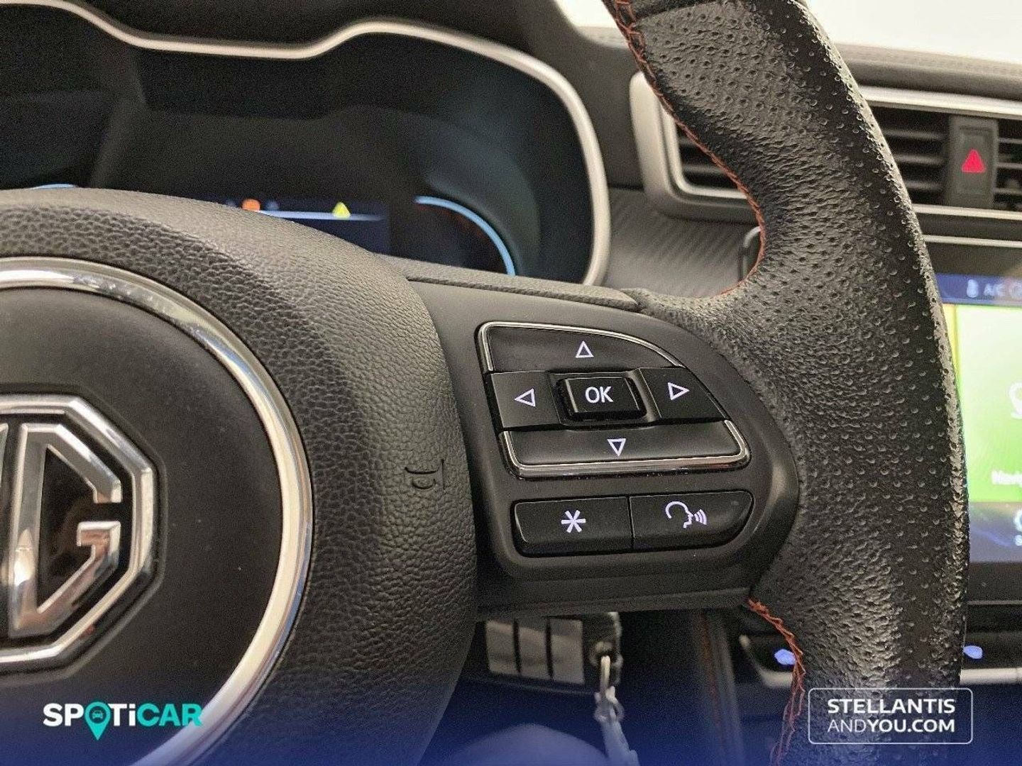 MG ZS 1.5 Luxury 78 kW (106 CV)