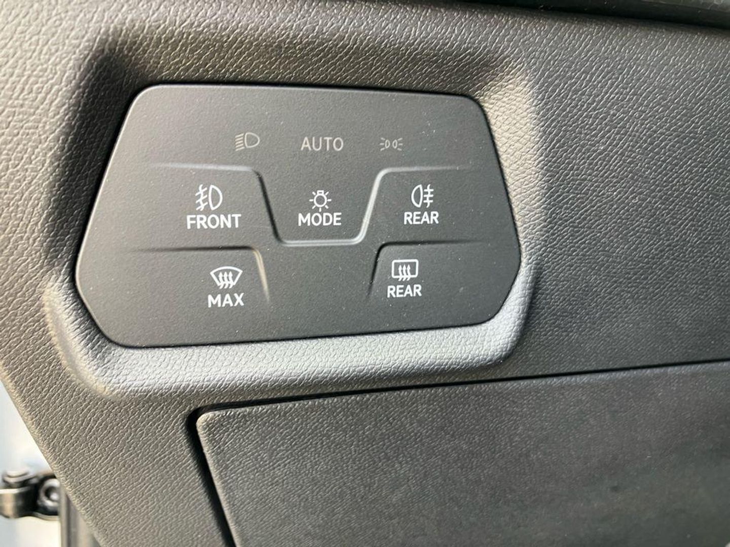 SEAT Leon ST 1.5 eTSI Style Special Edition Vision DSG 110 kW (150 CV)