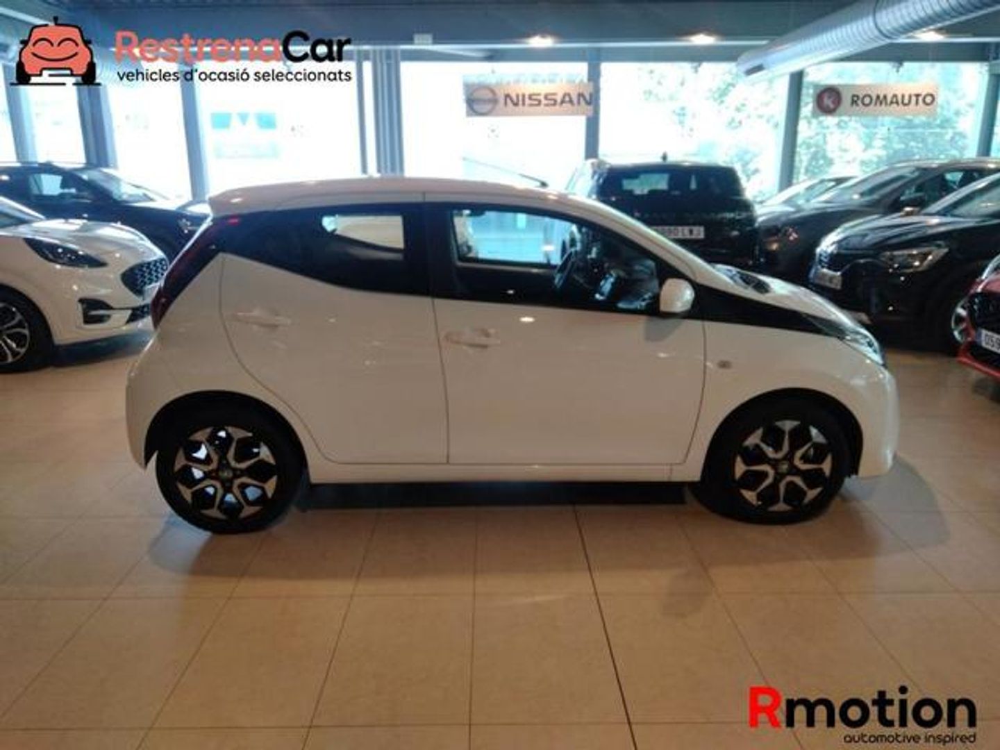 Toyota Aygo 1.0 70 x-play 53 kW (72 CV)