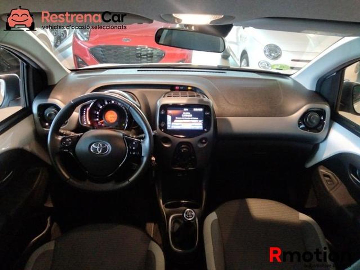 Toyota Aygo 1.0 70 x-play 53 kW (72 CV)