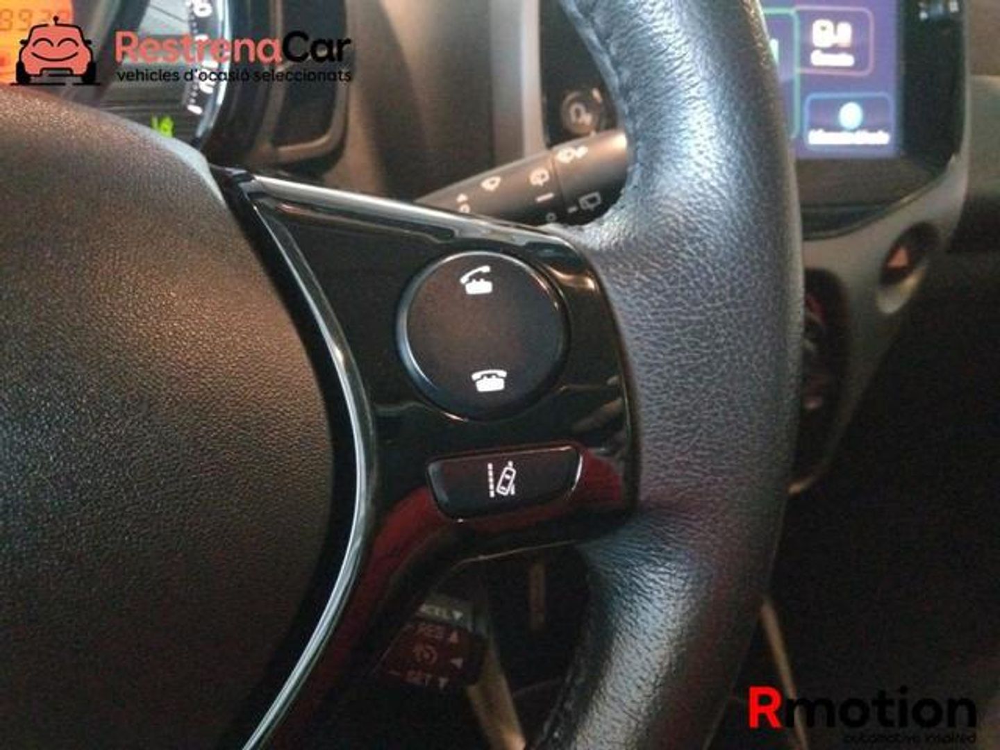 Toyota Aygo 1.0 70 x-play 53 kW (72 CV)