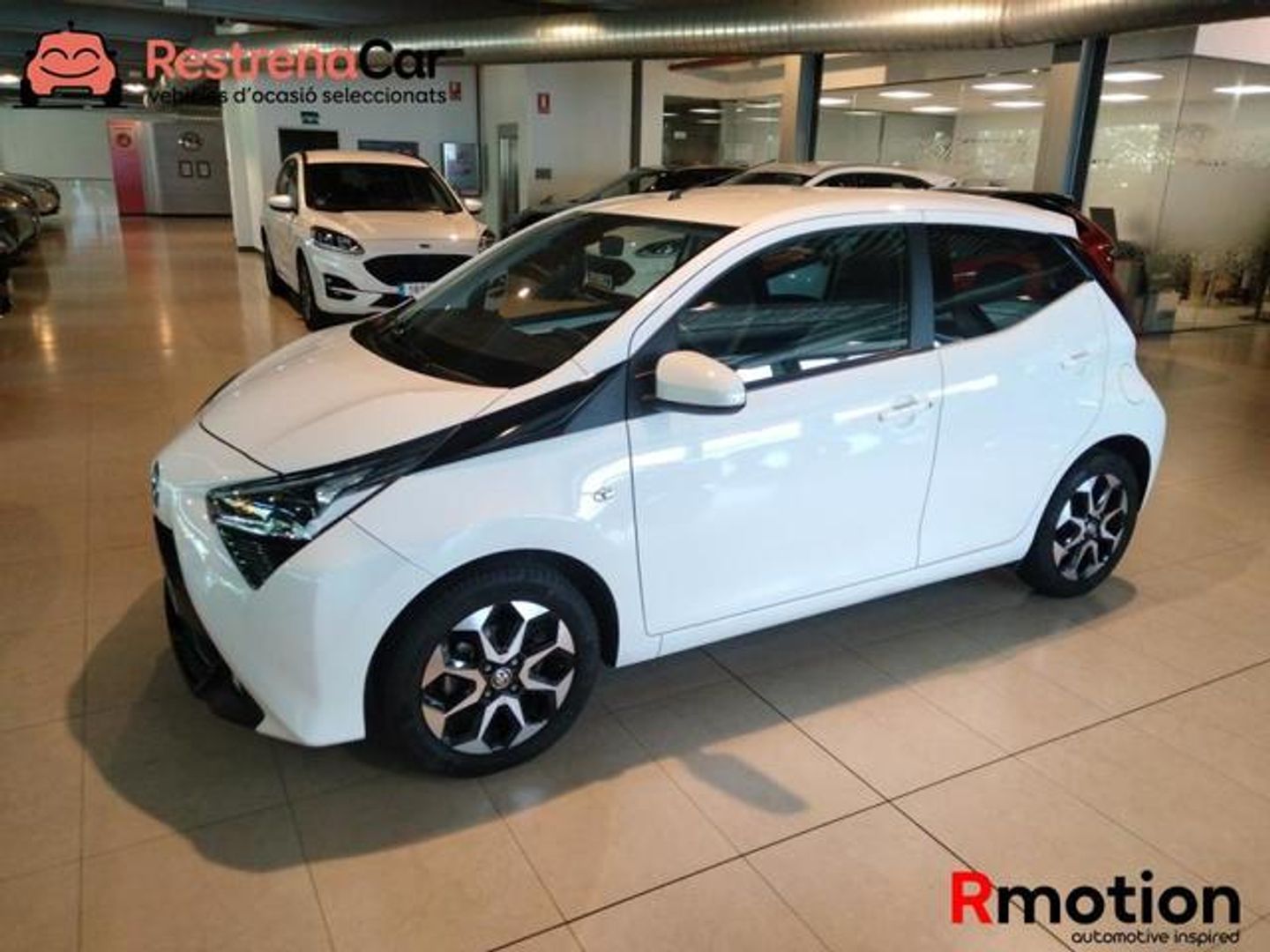 Toyota Aygo 1.0 70 x-play 53 kW (72 CV)