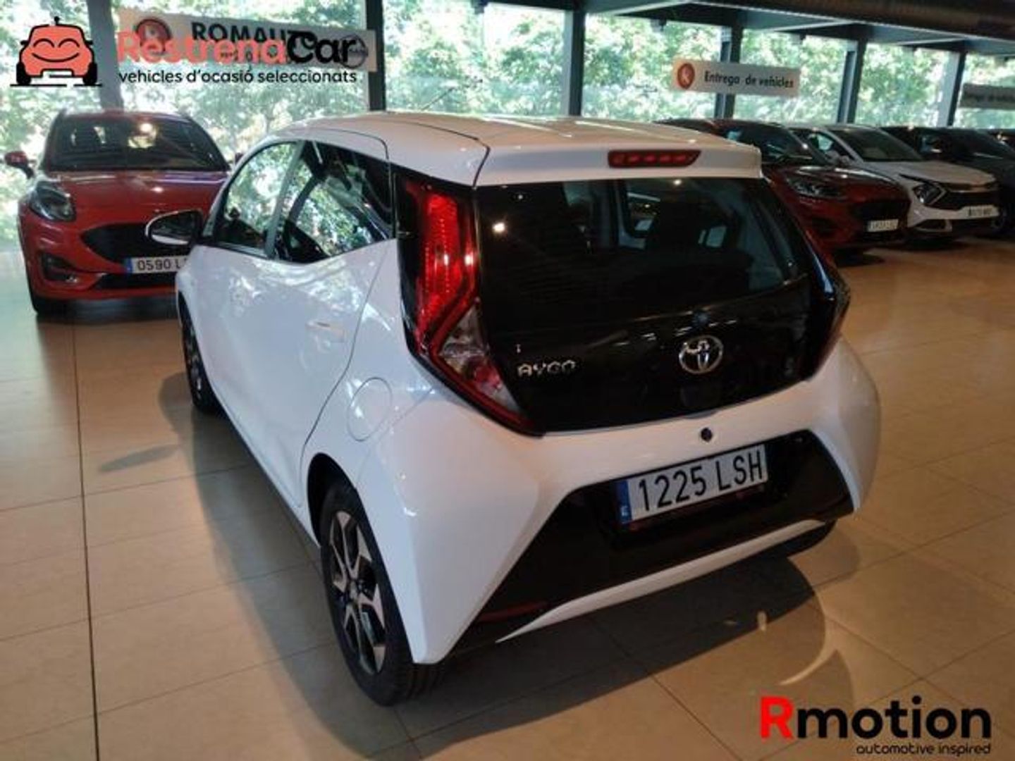 Toyota Aygo 1.0 70 x-play 53 kW (72 CV)