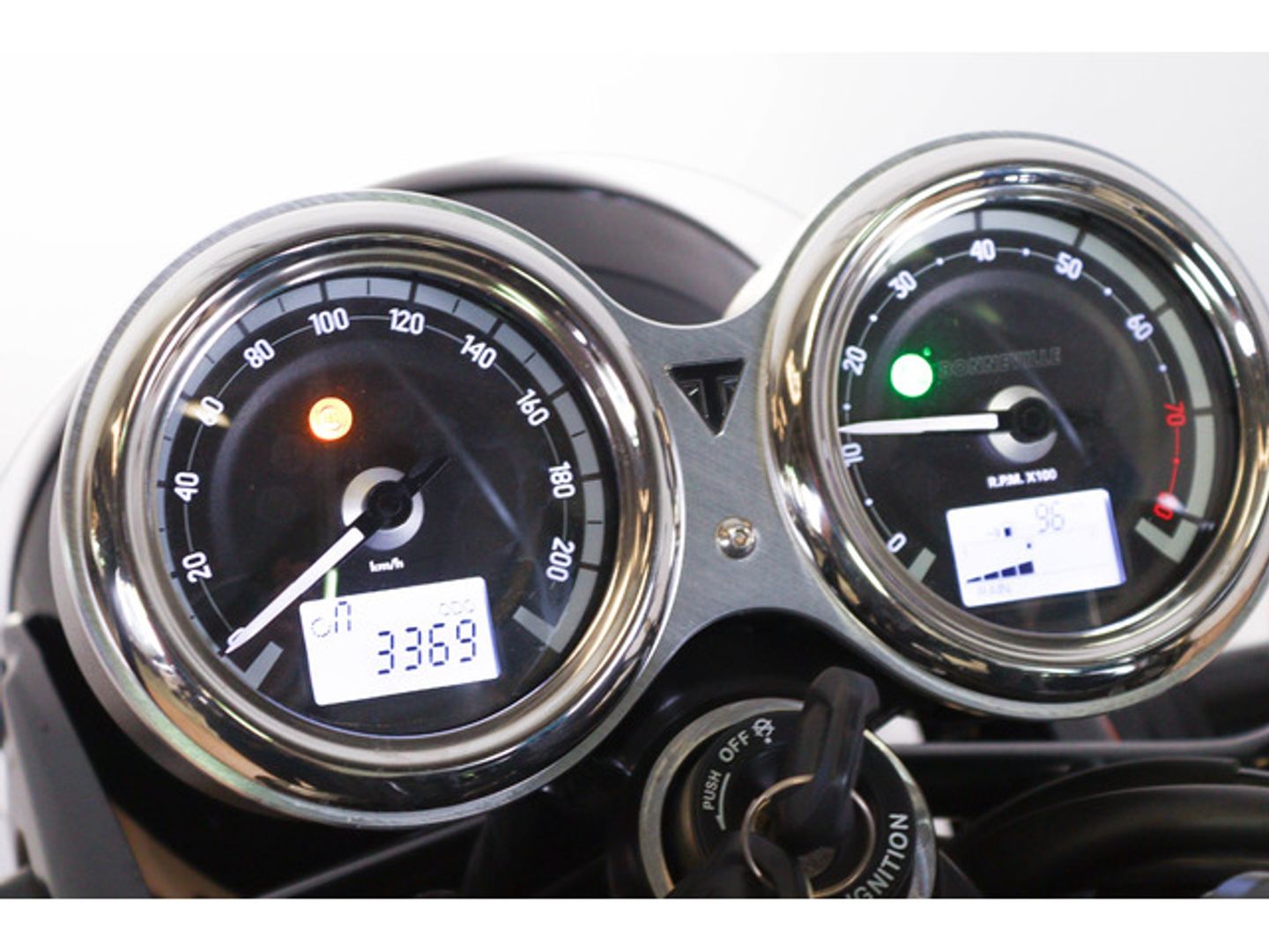Triumph Bonneville T 120 Black