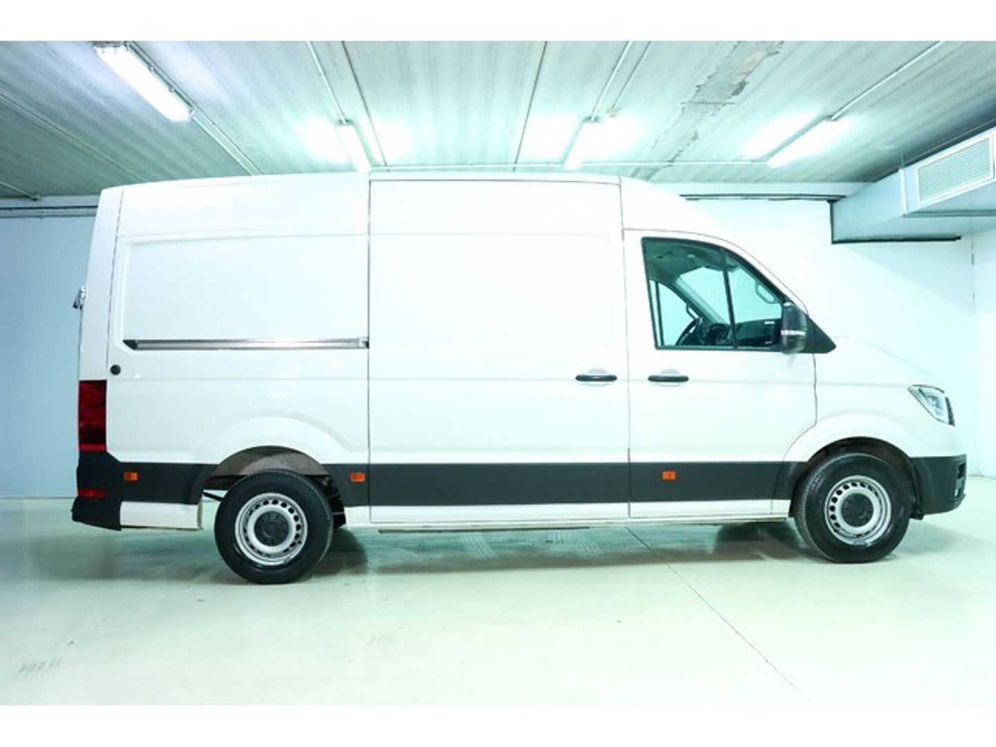 Volkswagen e-Crafter Batalla Media 35 L3H2 FWD 100 kW (136 CV) 3.500