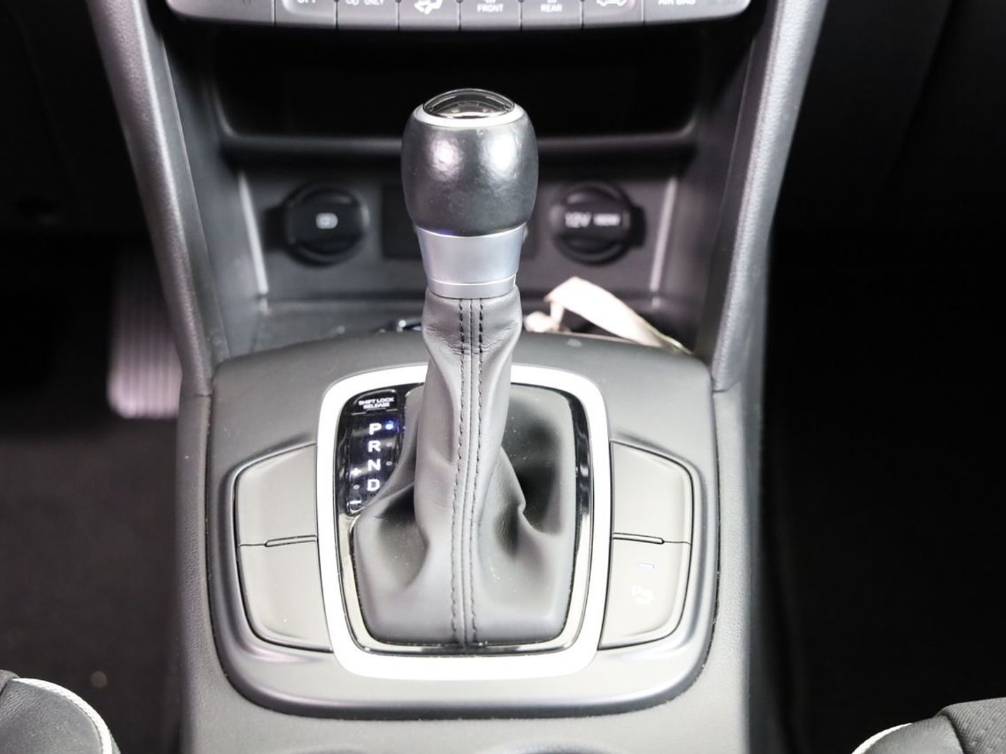 Hyundai Kona 1.6 GDI HEV SLE DCT 104 kW (141 CV)