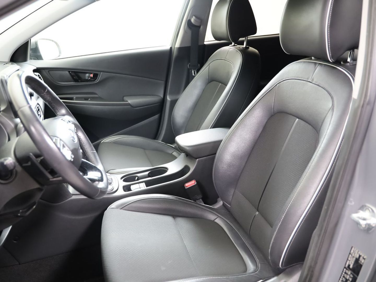 Hyundai Kona 1.6 GDI HEV SLE DCT 104 kW (141 CV)