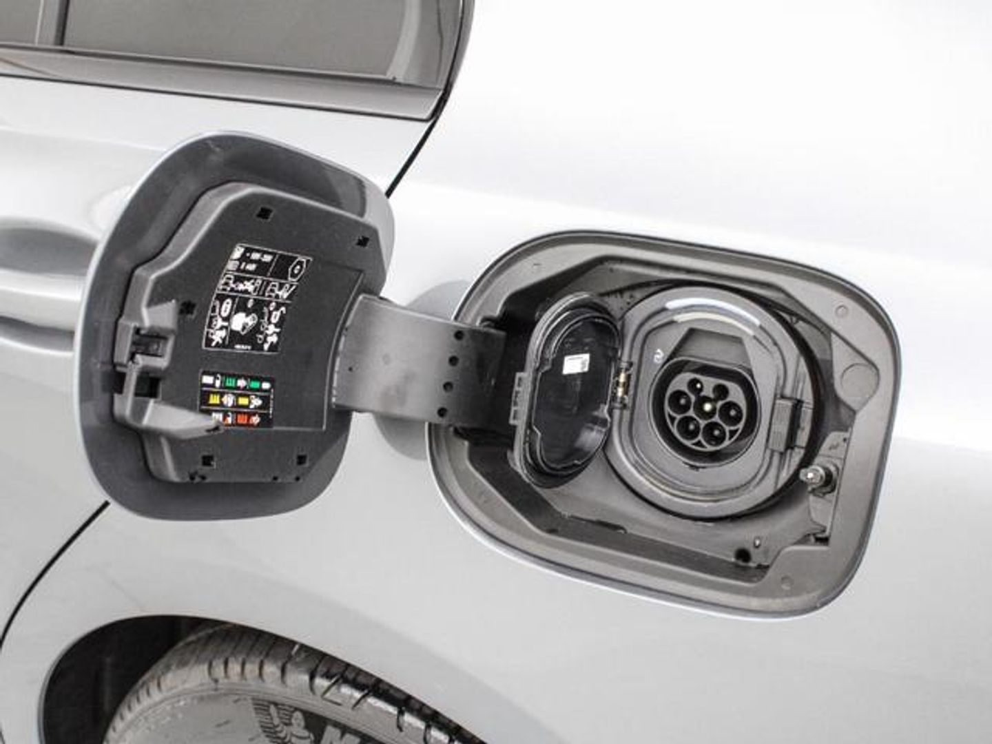 Mercedes-Benz Clase C 300 de tecn. híbryd EQ 230 kW (313 CV)