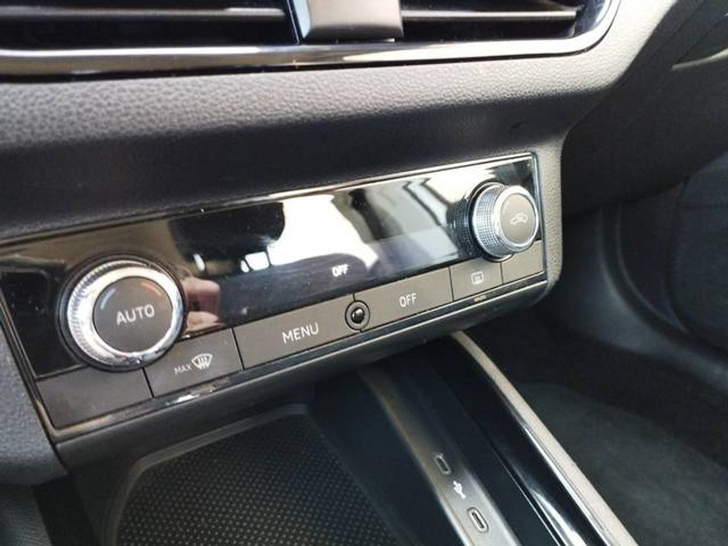 Skoda Kamiq 1.0 TSI Ambition DSG 81 kW (110 CV)