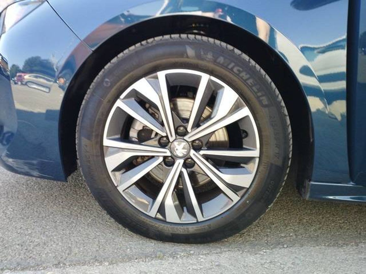 Peugeot 508 BlueHDI 130 S&S Allure Pack EAT8 96 kW (130 CV)