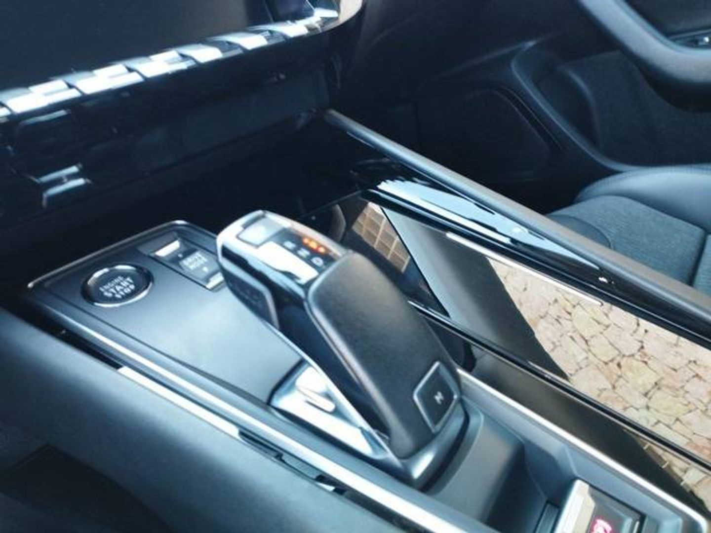 Peugeot 508 BlueHDI 130 S&S Allure Pack EAT8 96 kW (130 CV)