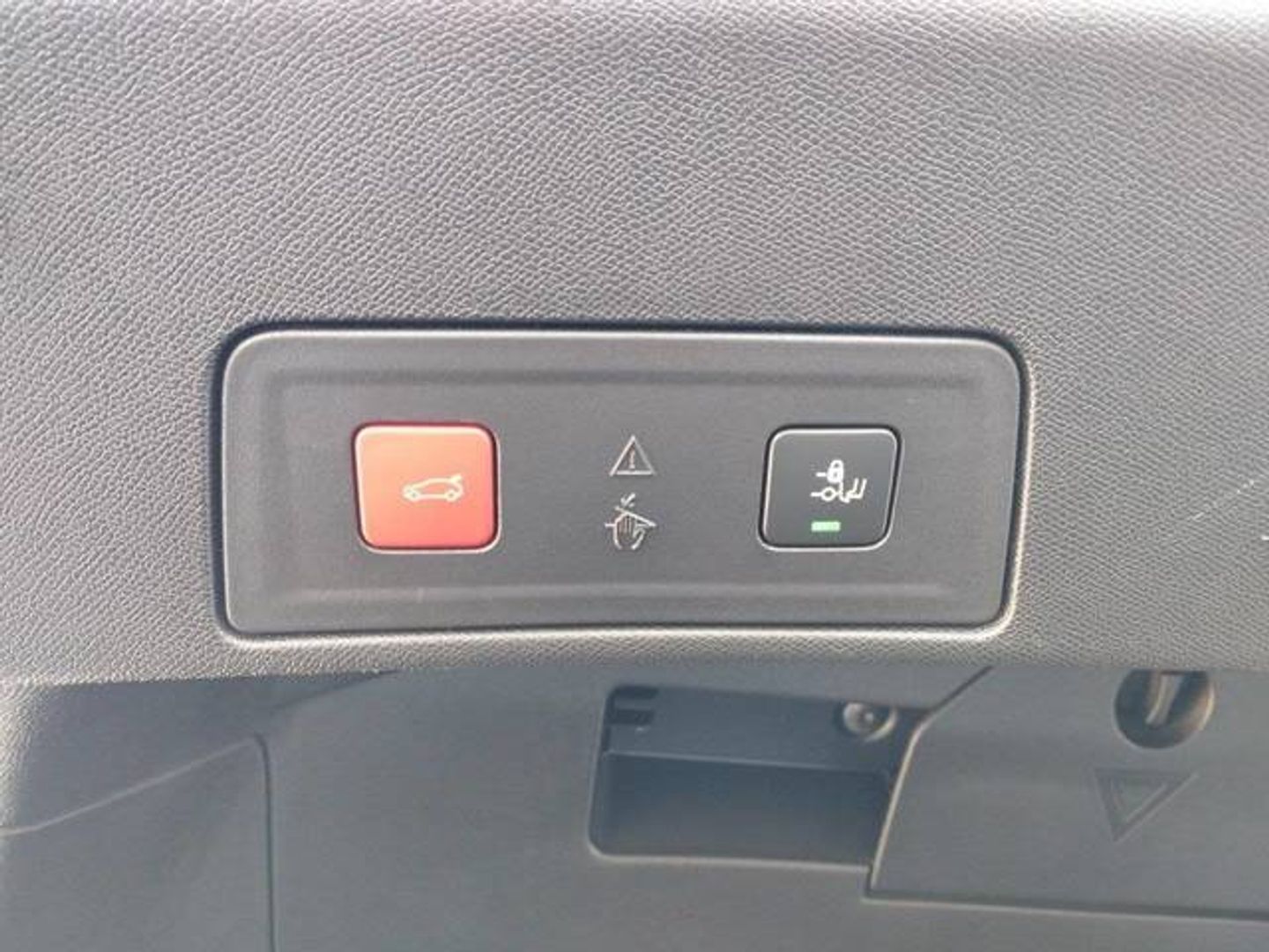 Peugeot 508 BlueHDI 130 S&S Allure Pack EAT8 96 kW (130 CV)