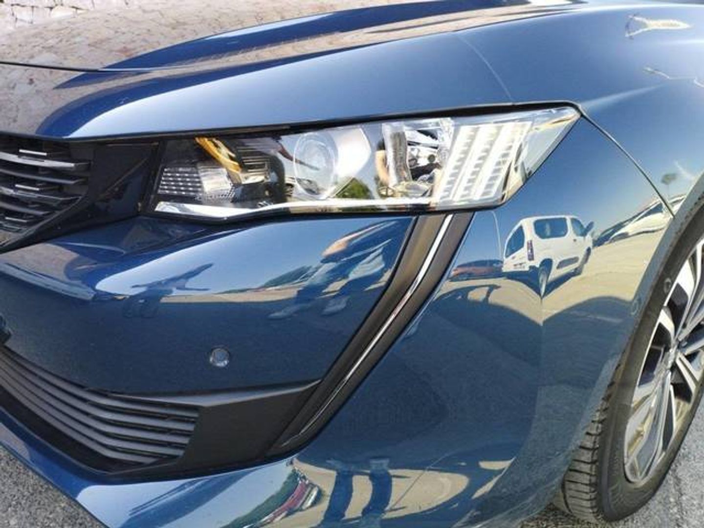 Peugeot 508 BlueHDI 130 S&S Allure Pack EAT8 96 kW (130 CV)