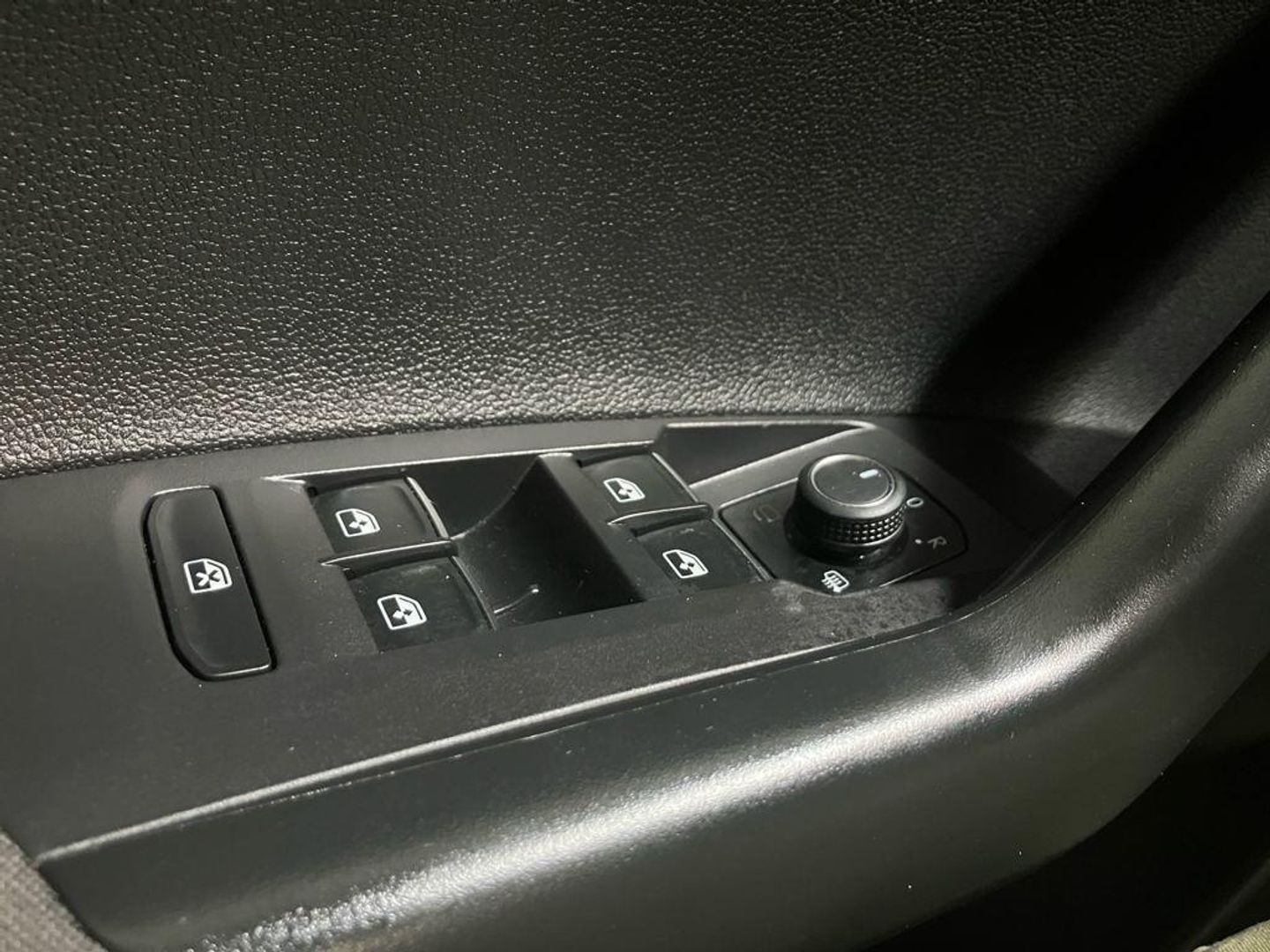 Volkswagen Taigo R-Line 1.0 TSI 81 kW (110 CV) DSG