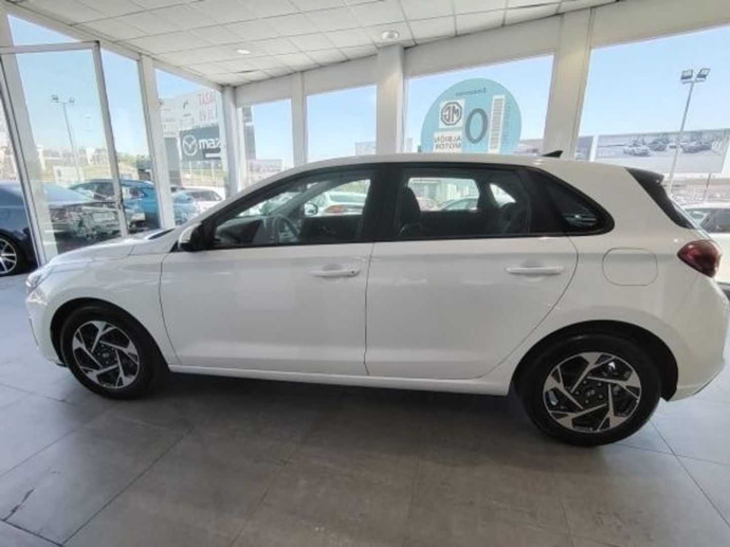 Hyundai i30 1.0 TGDI 48V Klass 74 kW (100 CV)