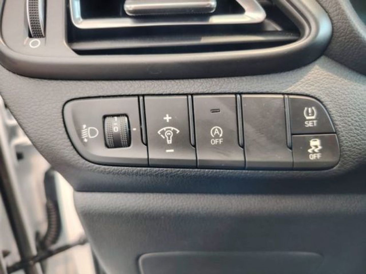Hyundai i30 1.0 TGDI 48V Klass 74 kW (100 CV)