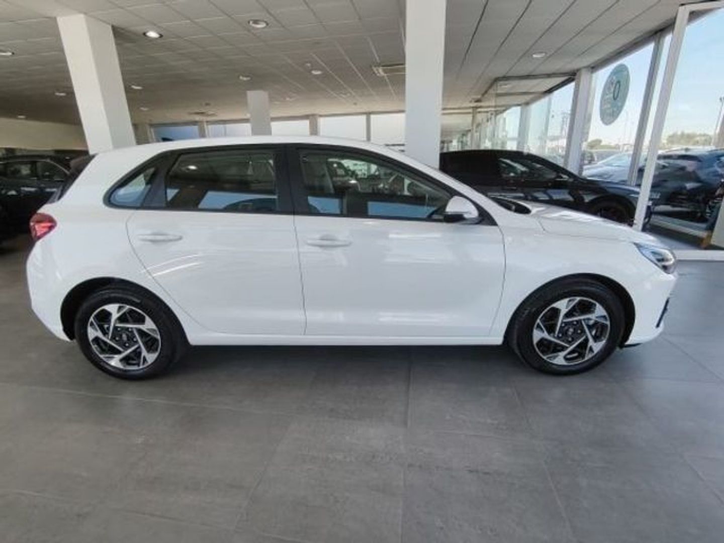 Hyundai i30 1.0 TGDI 48V Klass 74 kW (100 CV)