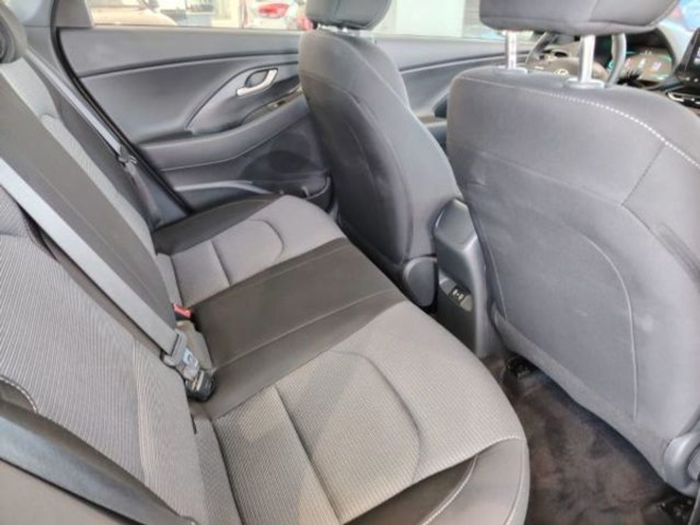 Hyundai i30 1.0 TGDI 48V Klass 74 kW (100 CV)