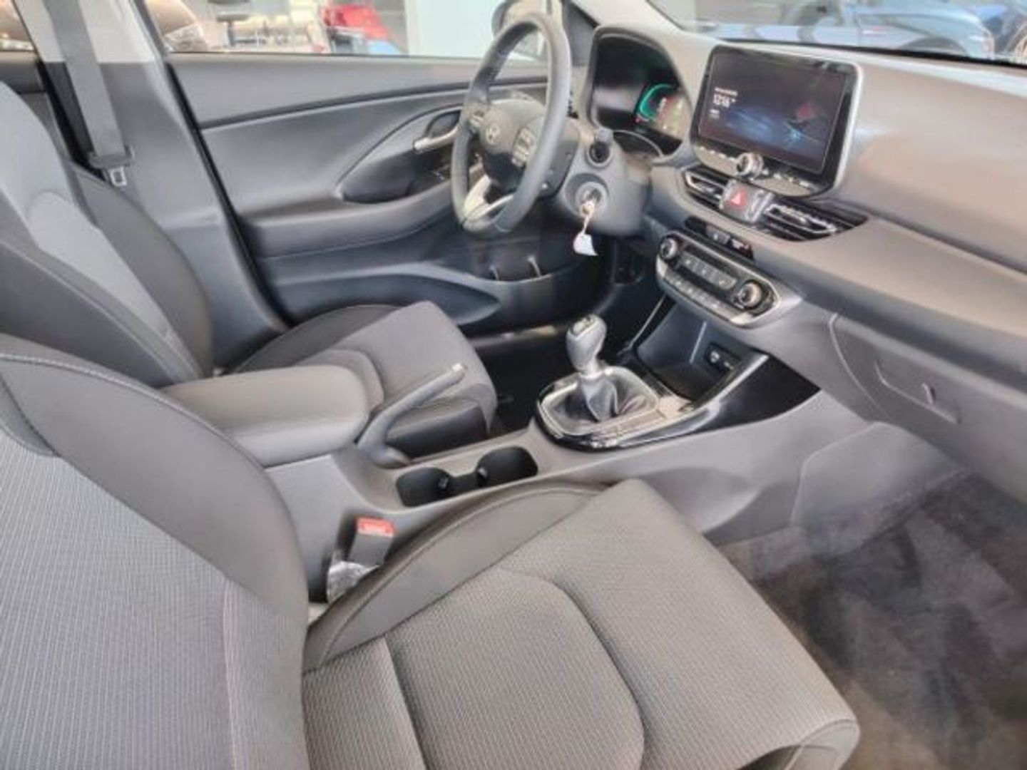 Hyundai i30 1.0 TGDI 48V Klass 74 kW (100 CV)