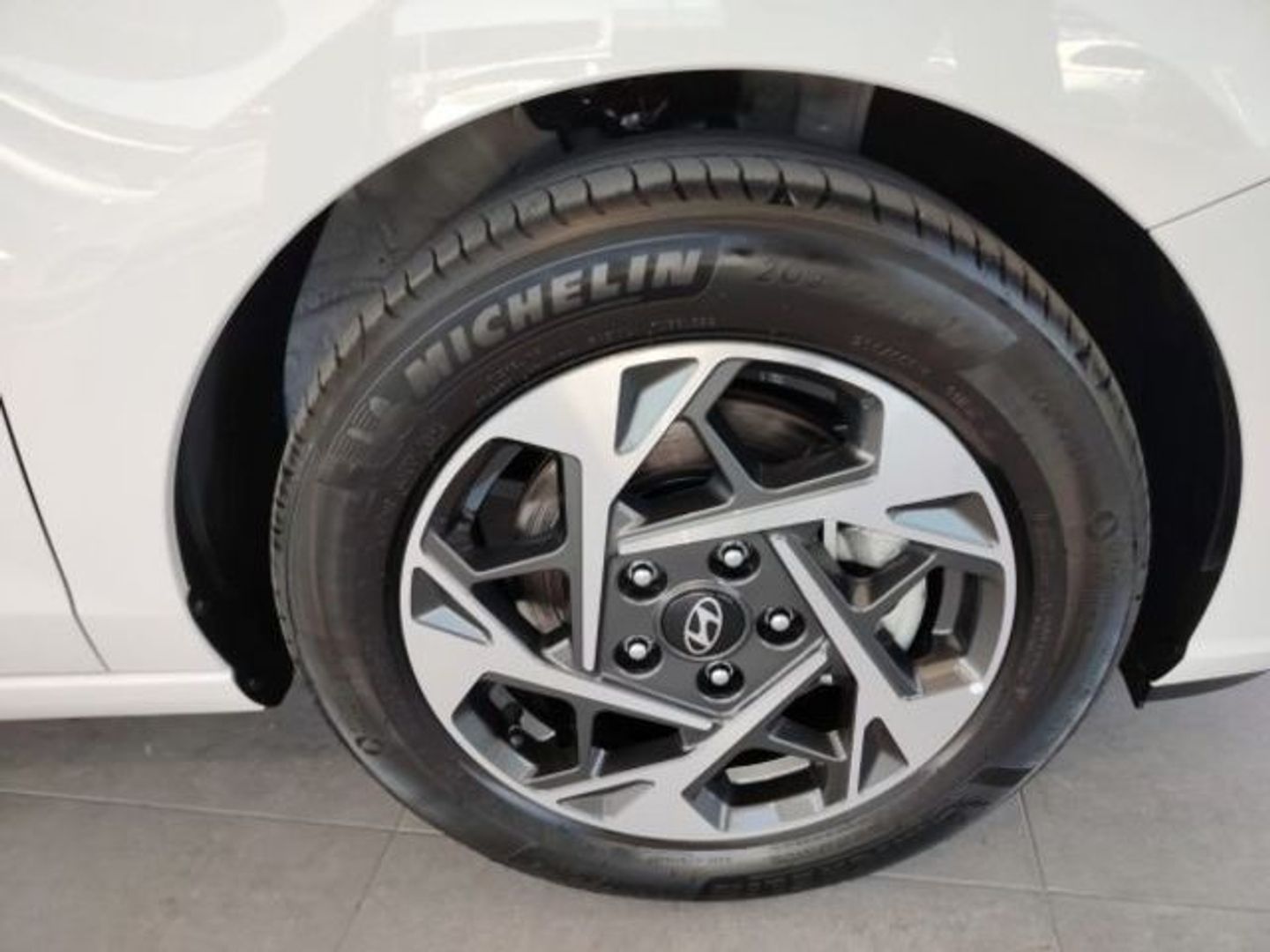 Hyundai i30 1.0 TGDI 48V Klass 74 kW (100 CV)