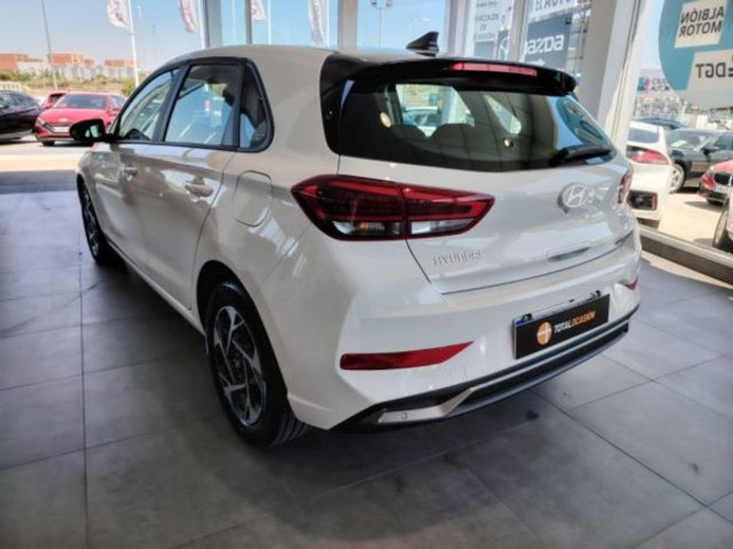 Hyundai i30 1.0 TGDI 48V Klass 74 kW (100 CV)