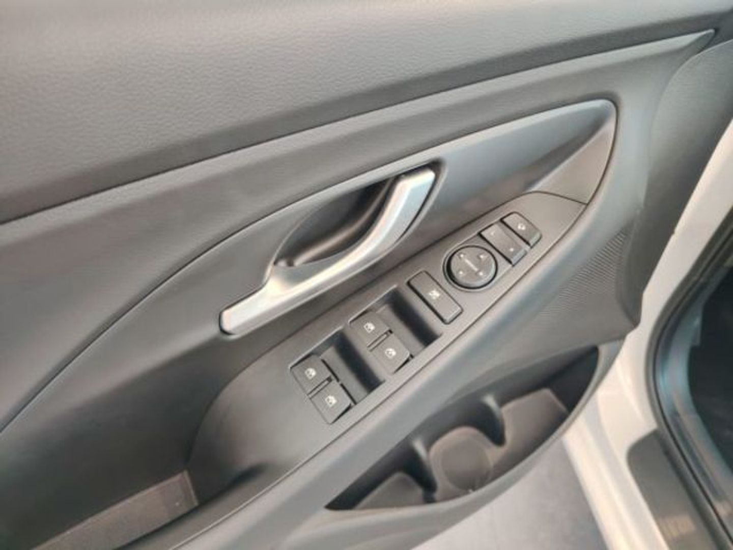 Hyundai i30 1.0 TGDI 48V Klass 74 kW (100 CV)