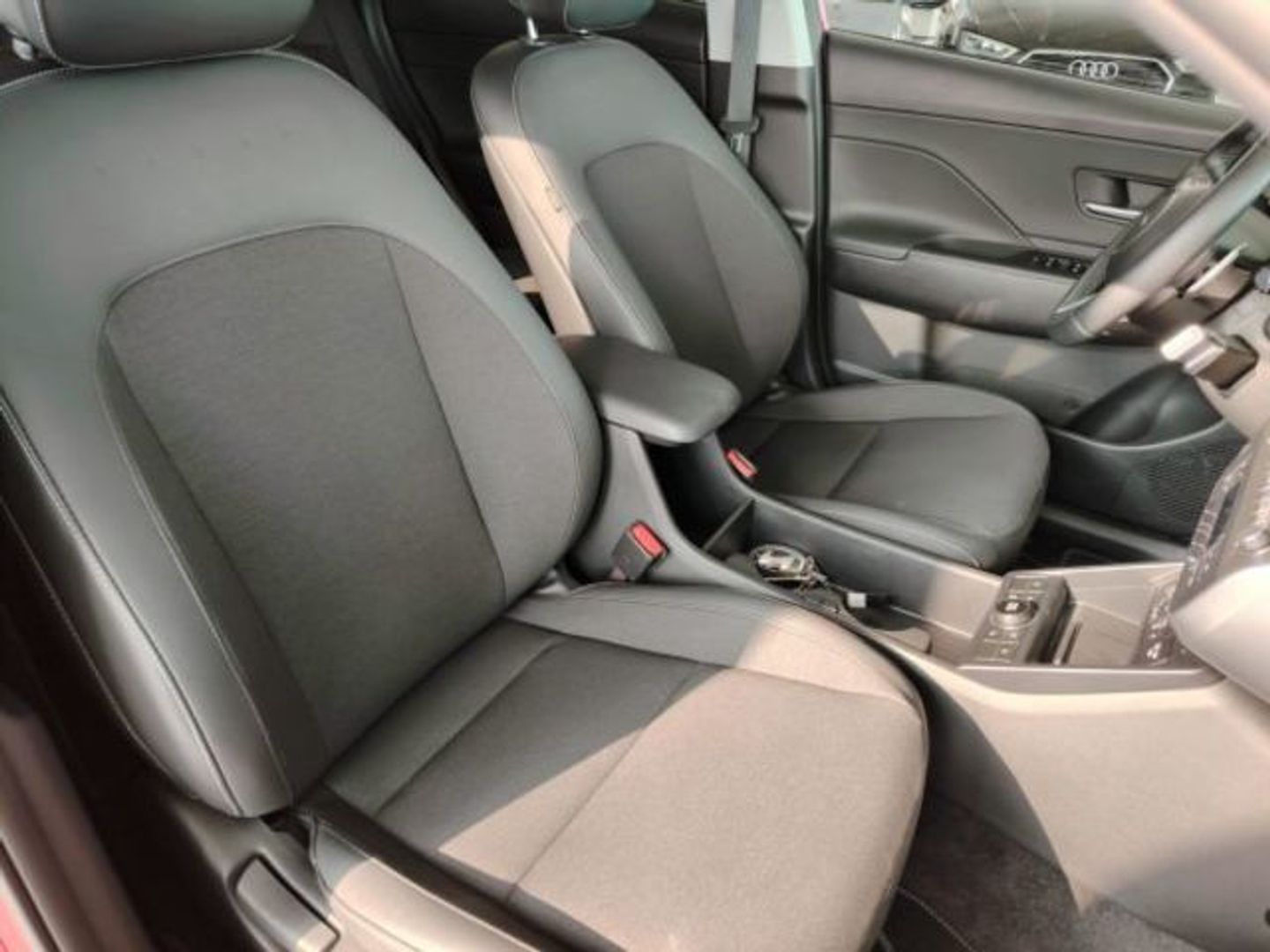 Hyundai Kona 1.6 GDI HEV Tecno 2C DCT 104 kW (141 CV)