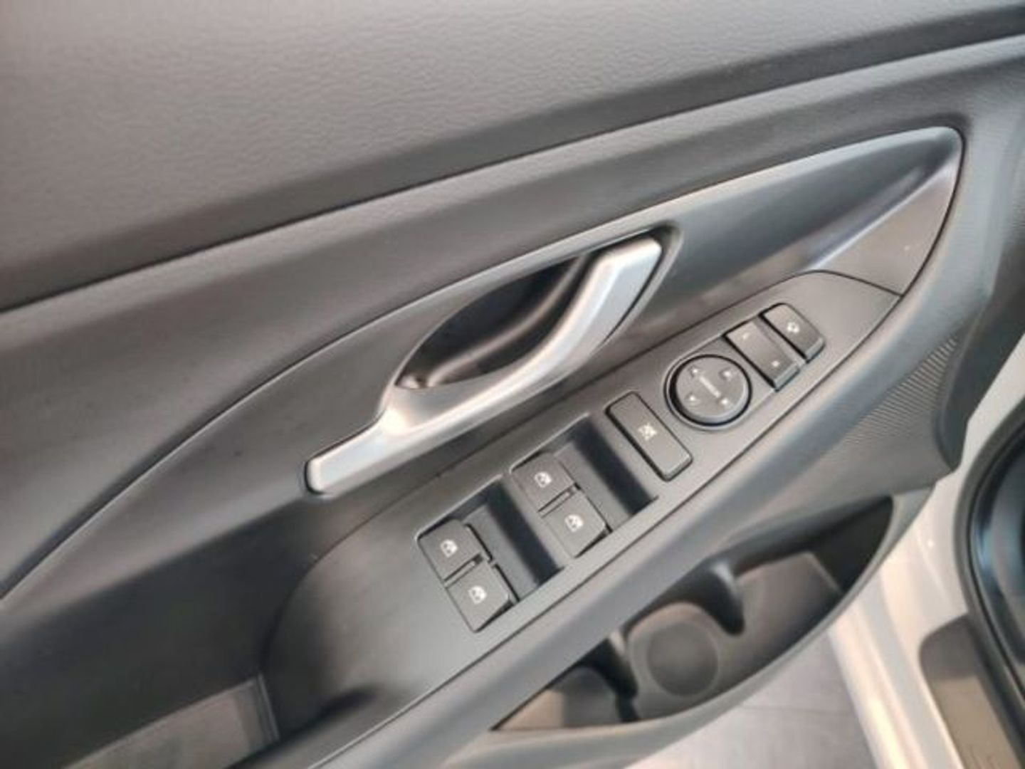 Hyundai i30 1.0 TGDI 48V Klass 74 kW (100 CV)