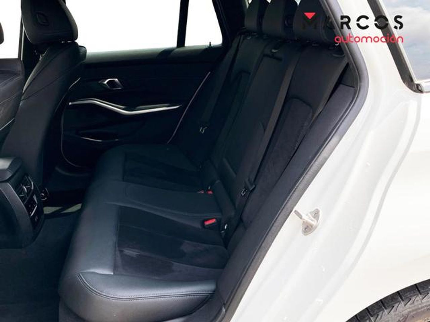 BMW Serie 3 318d Touring 110 kW (150 CV)