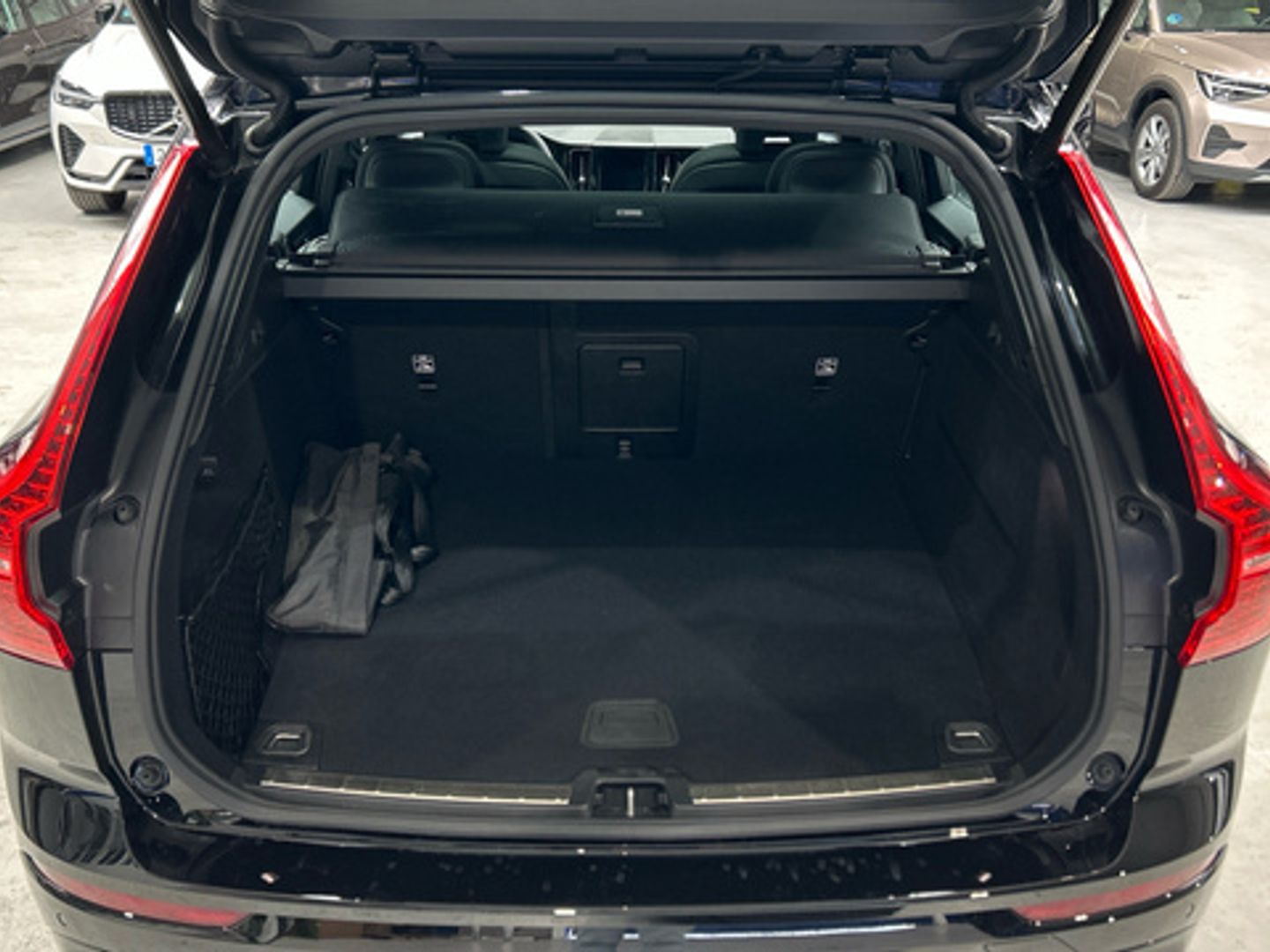 Volvo XC60 T6 AWD Recharge Ultimate Black Edition AT 257 kW (350 CV)