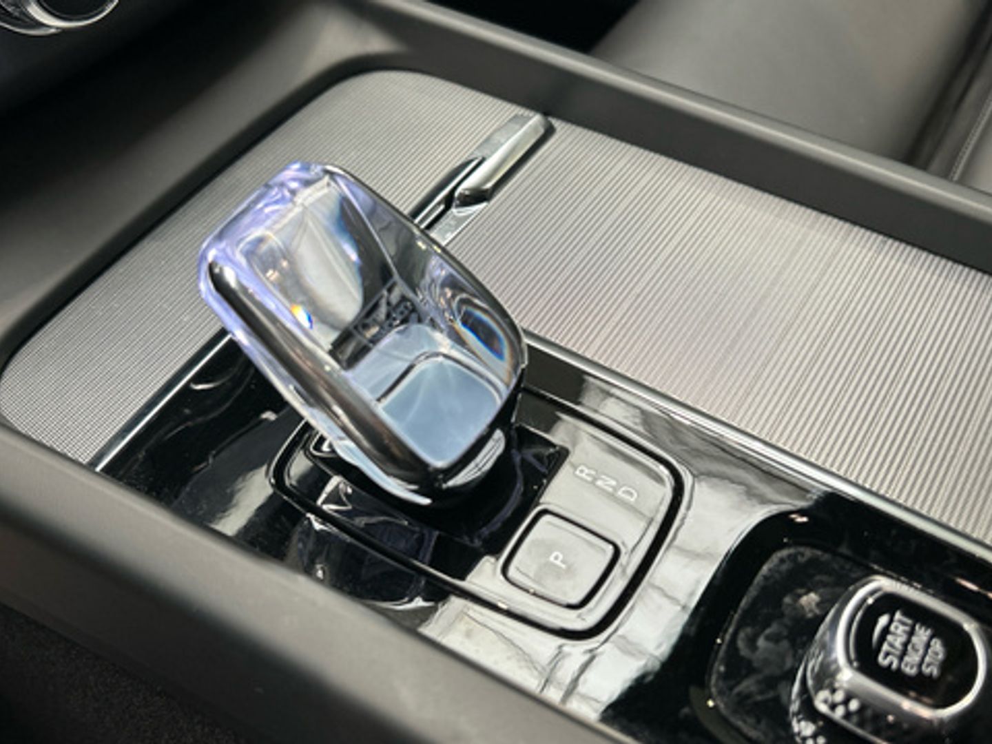 Volvo XC60 T6 AWD Recharge Ultimate Black Edition AT 257 kW (350 CV)