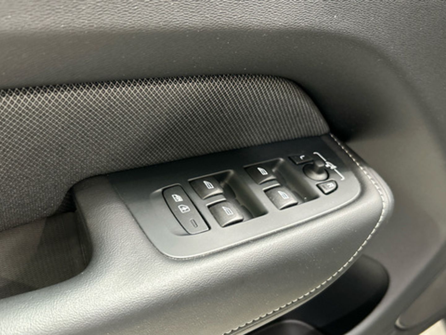 Volvo XC60 T6 AWD Recharge Ultimate Black Edition AT 257 kW (350 CV)