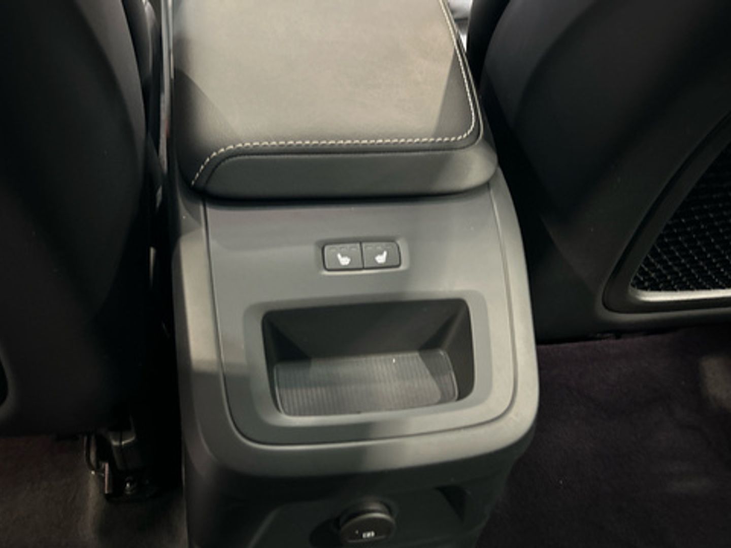 Volvo XC60 T6 AWD Recharge Ultimate Black Edition AT 257 kW (350 CV)
