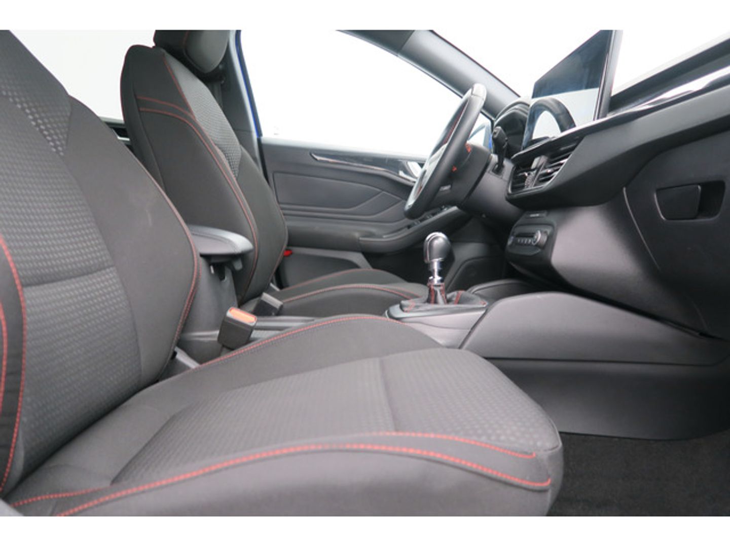 Ford Focus 1.0 Ecoboost MHEV ST-Line 114 kW (155 CV)