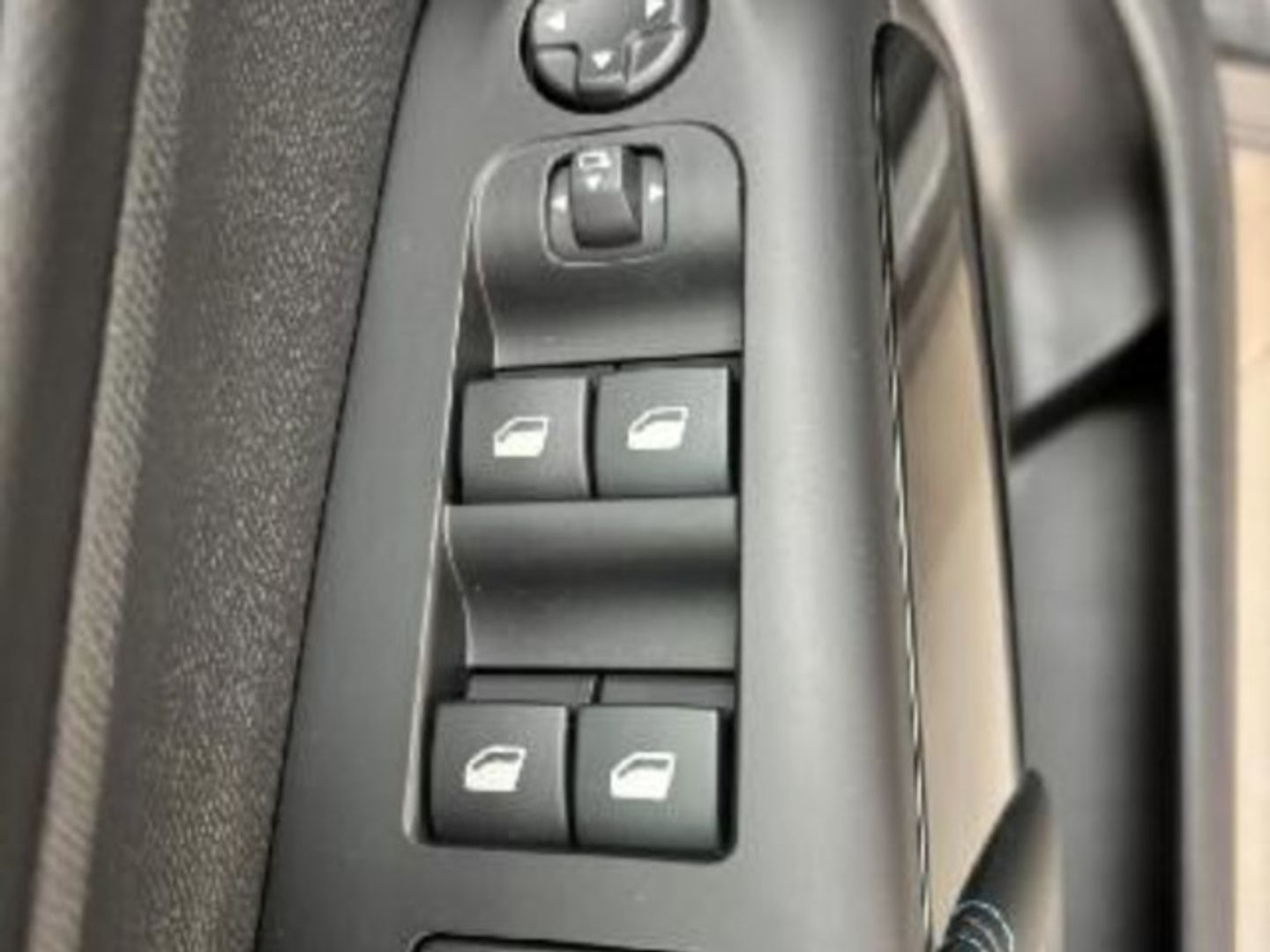 Citroen C5 Aircross Hybrid Plus e-DCS6 100 kW (136 CV)