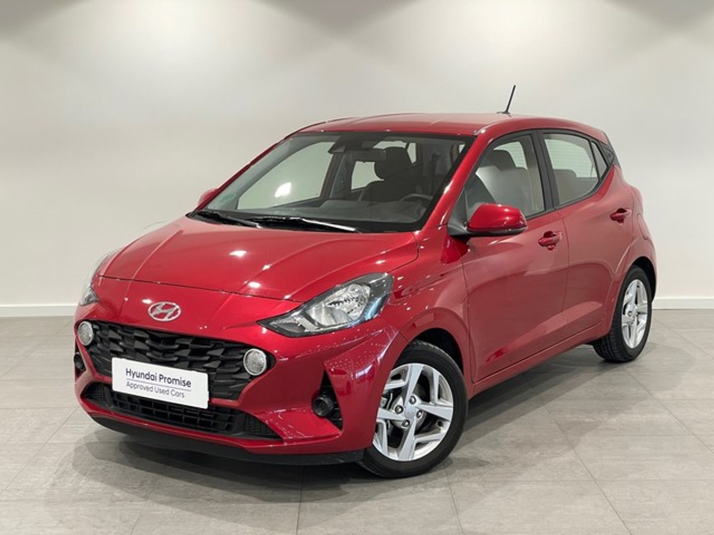 Hyundai i10 1.0 Klass 49 kW (67 CV) Rojo Utilitarian