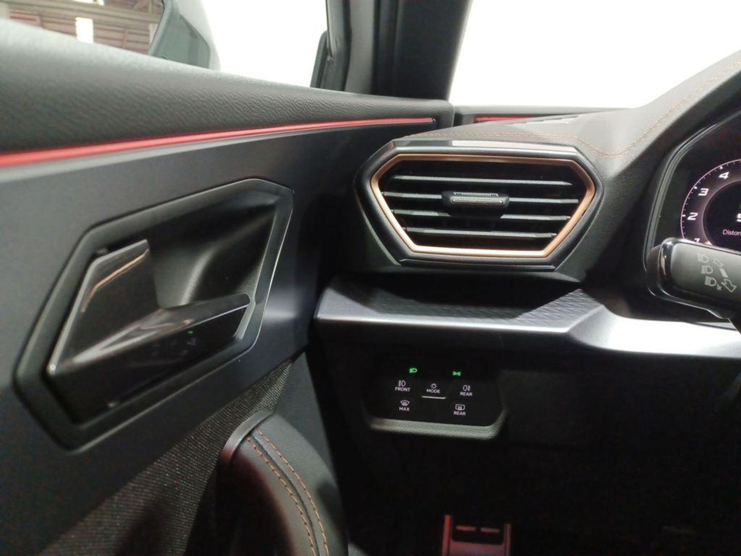 CUPRA León 1.5 eTSI DSG 110 kW (150 CV)