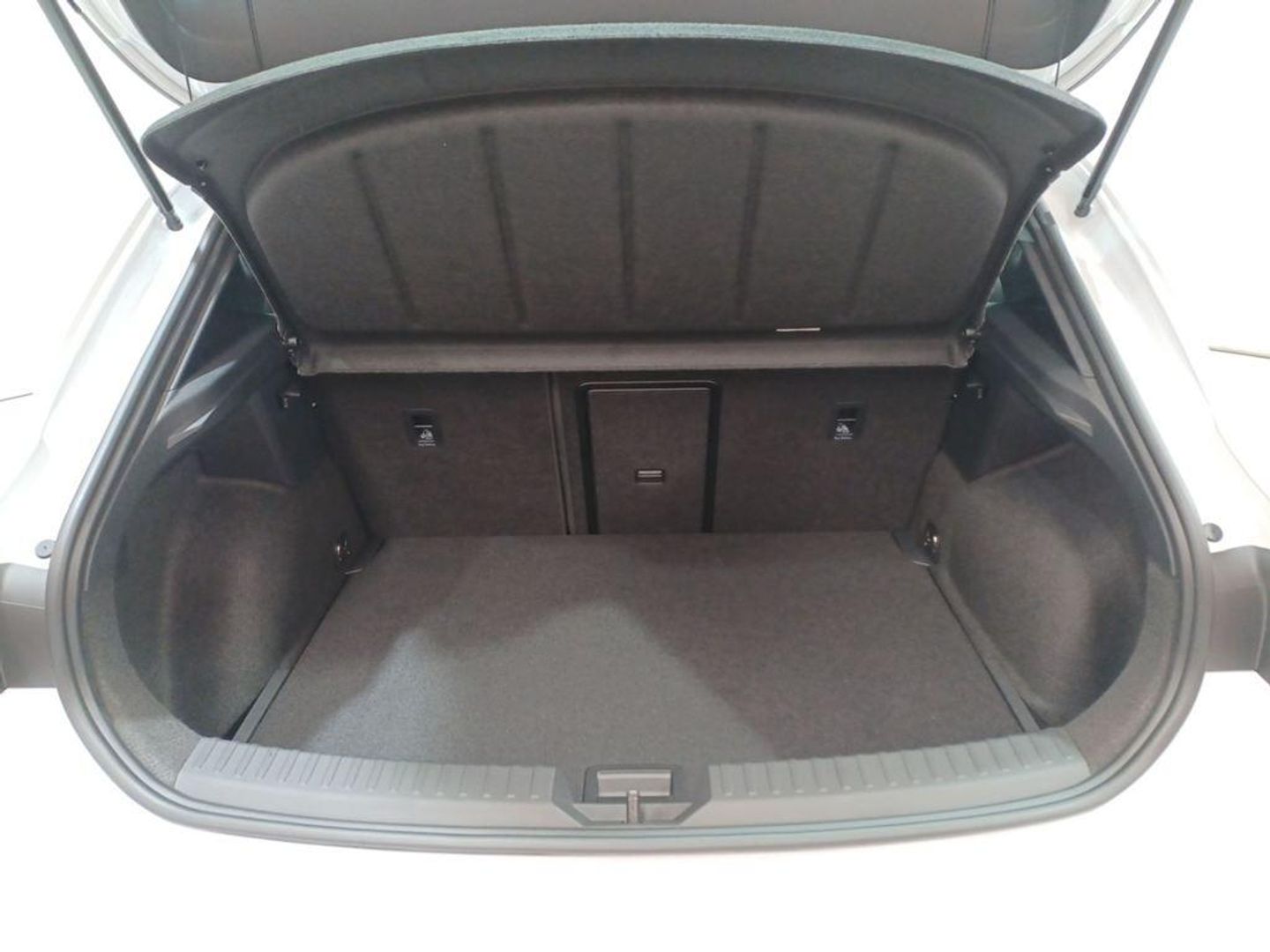 CUPRA León 1.5 eTSI DSG 110 kW (150 CV)
