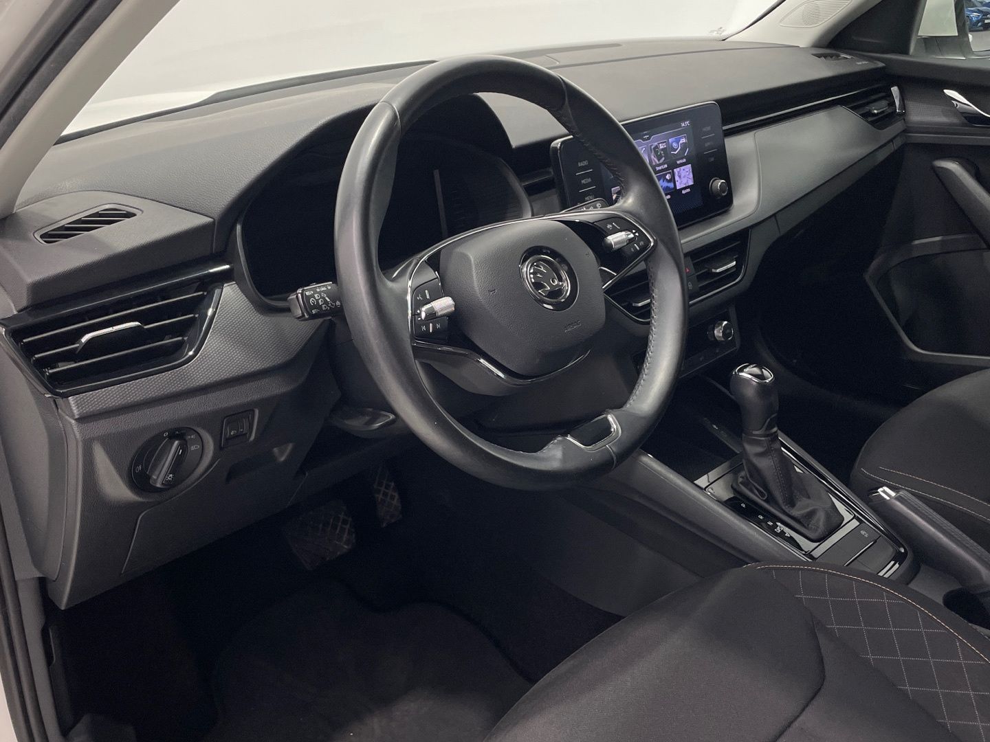 Skoda Kamiq 1.0 TSI Ambition DSG 81 kW (110 CV)