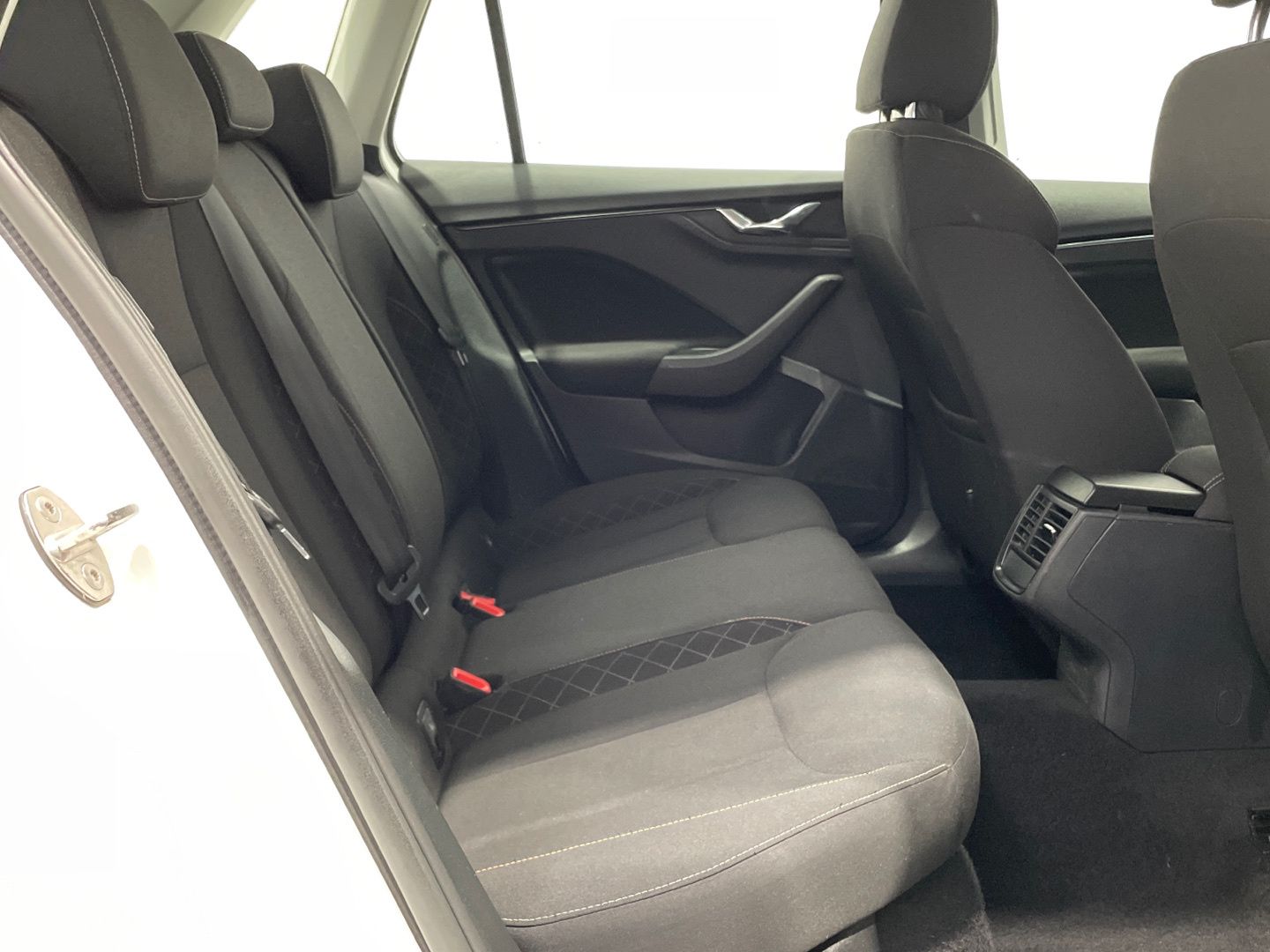 Skoda Kamiq 1.0 TSI Ambition DSG 81 kW (110 CV)