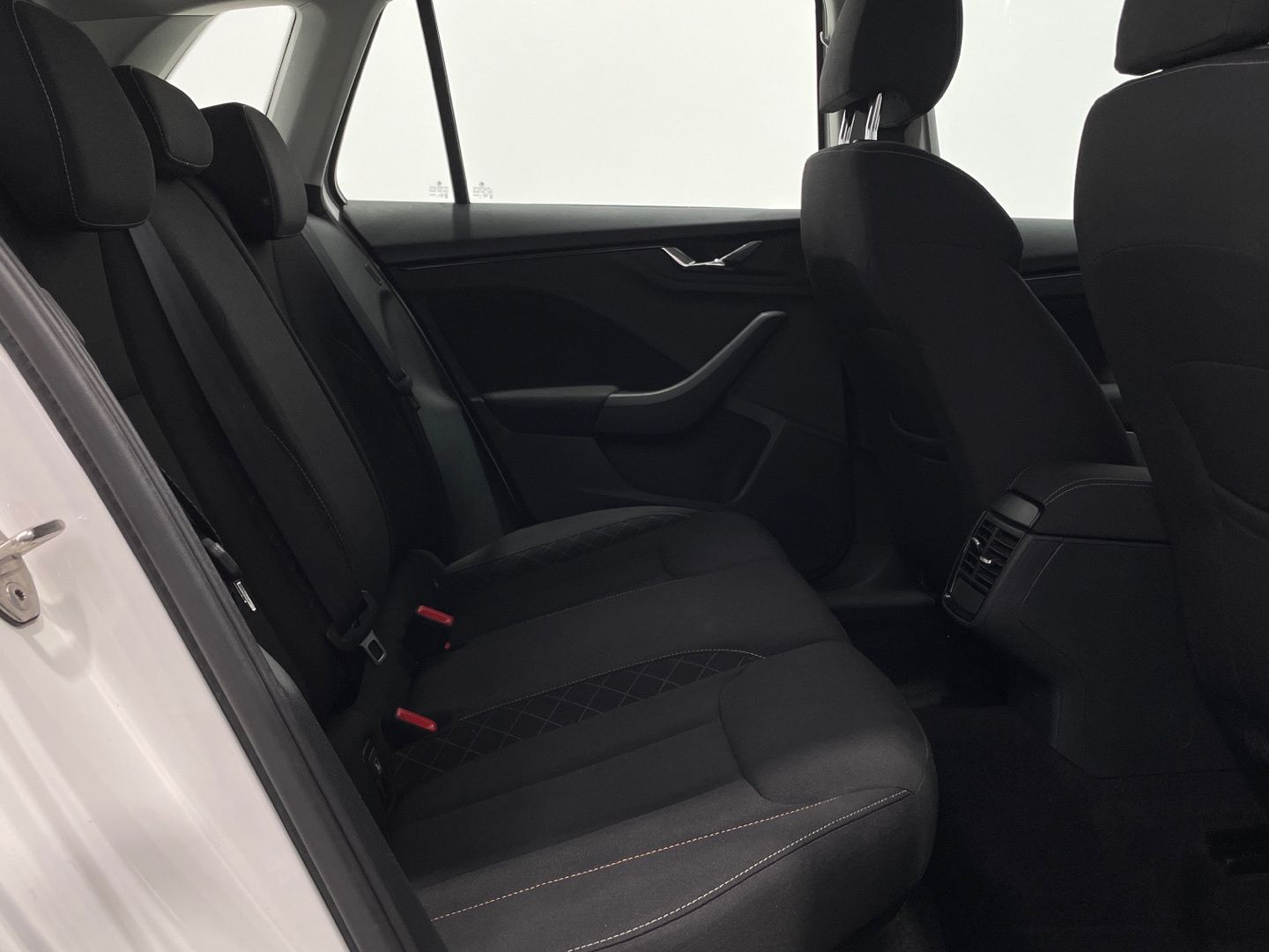 Skoda Kamiq 1.0 TSI Ambition DSG 81 kW (110 CV)