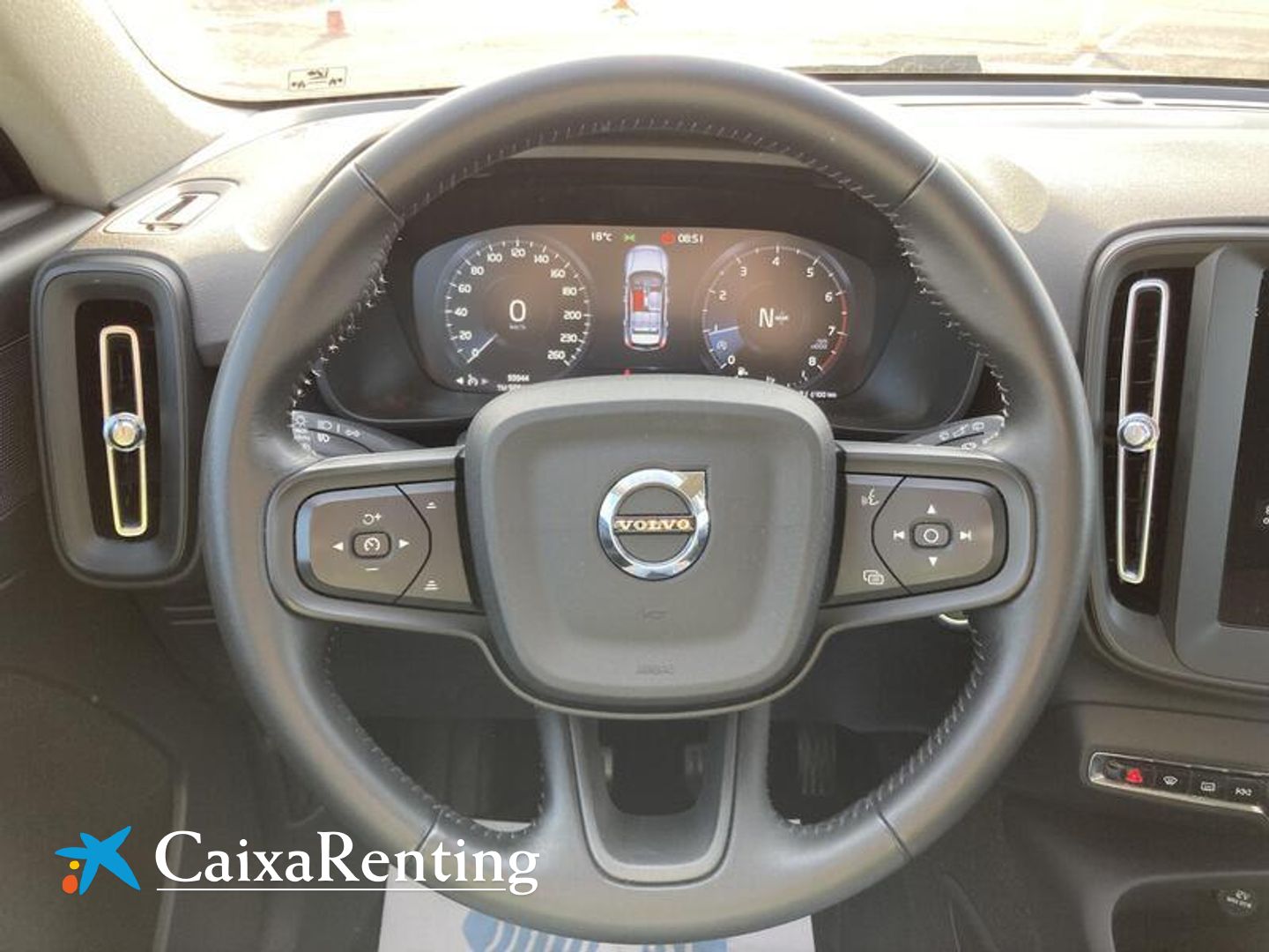 Volvo XC40 T2 Momentum Core 95 kW (129 CV)